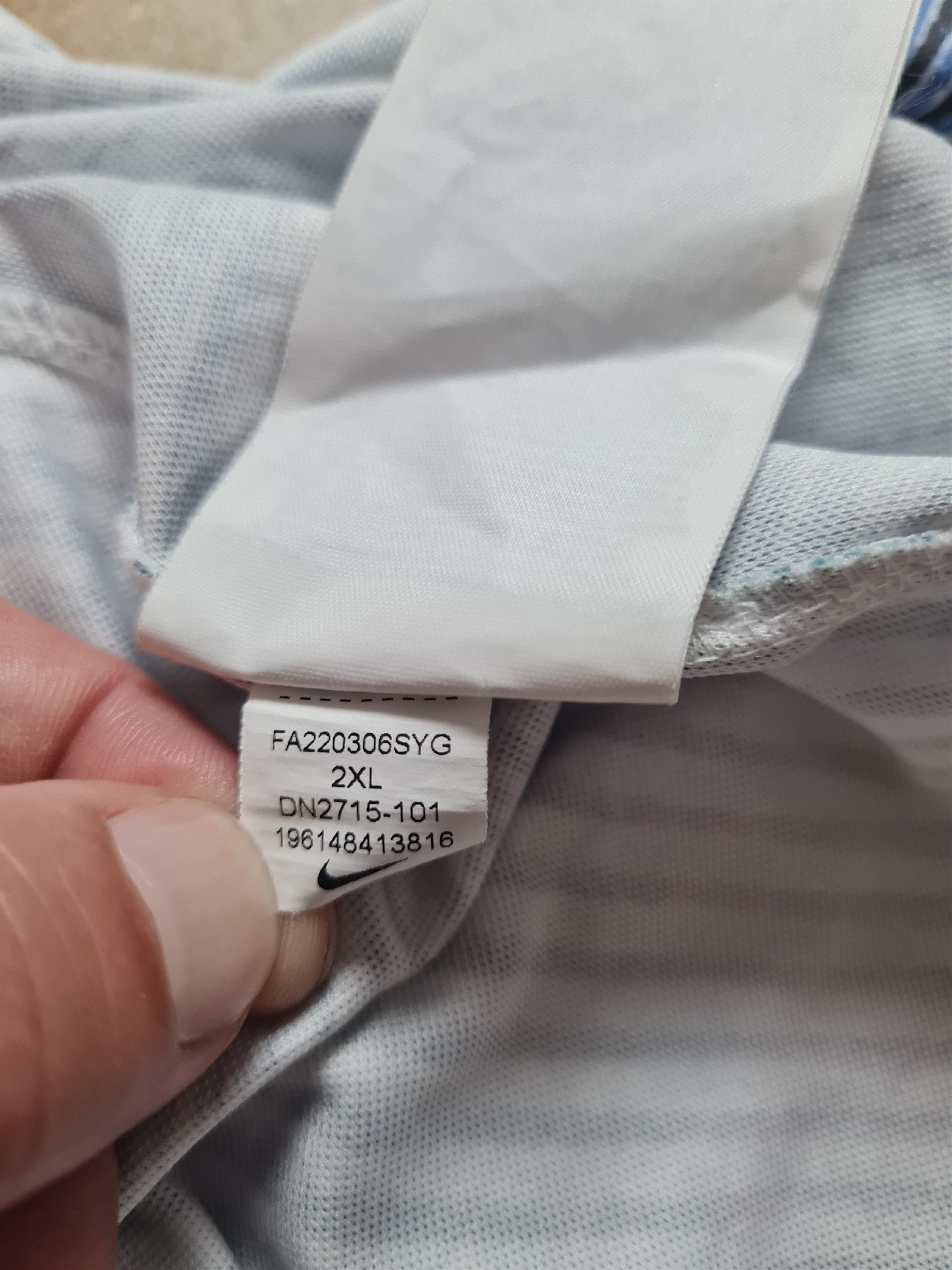 Nike Jersey Liverpool FC 2022-23 Soccer Shirt Nike DN2715-101 Size US XL / EU 56 / 4 - 17 Thumbnail