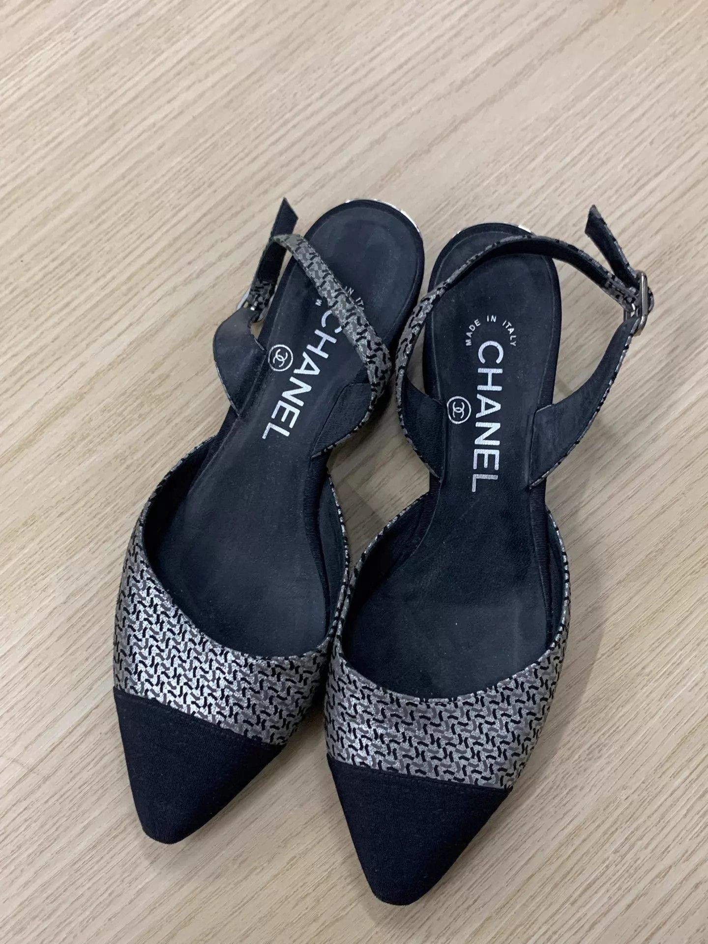 Chanel CHANEL Color Blocked Flats Size 36 New Size US 5.5 / IT 35.5 - 1 Thumbnail
