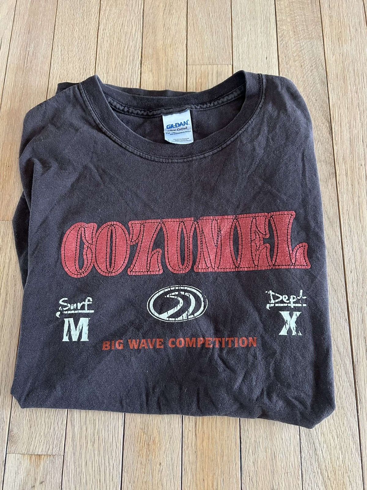 Gildan Vintage Y2K Cozumel surf shirt Size US L / EU 52-54 / 3 - 1 Thumbnail
