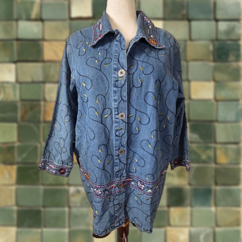 Denime VINTAGE Denim Embroidered Button Up Coat Jacket Womens XL 90s Floral Blue Denim Embroidered Jacket Women Size XL / US 12-14 / IT 48-50 - 1 Thumbnail