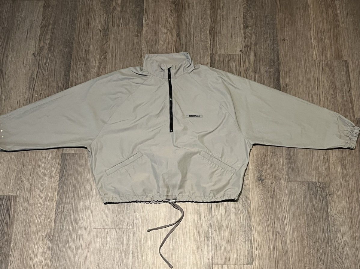 Essentials FOG ESSENTIALS WINDBREAKER TAUPE Size US S / EU 44-46 / 1 - 1 Thumbnail