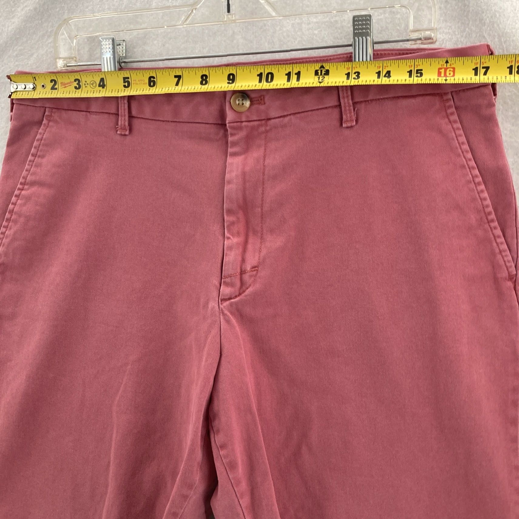 Izod VINTAGE Izod Saltwater Chino Shorts Mens 34 Shirt Size US 34 / EU 50 - 3 Thumbnail