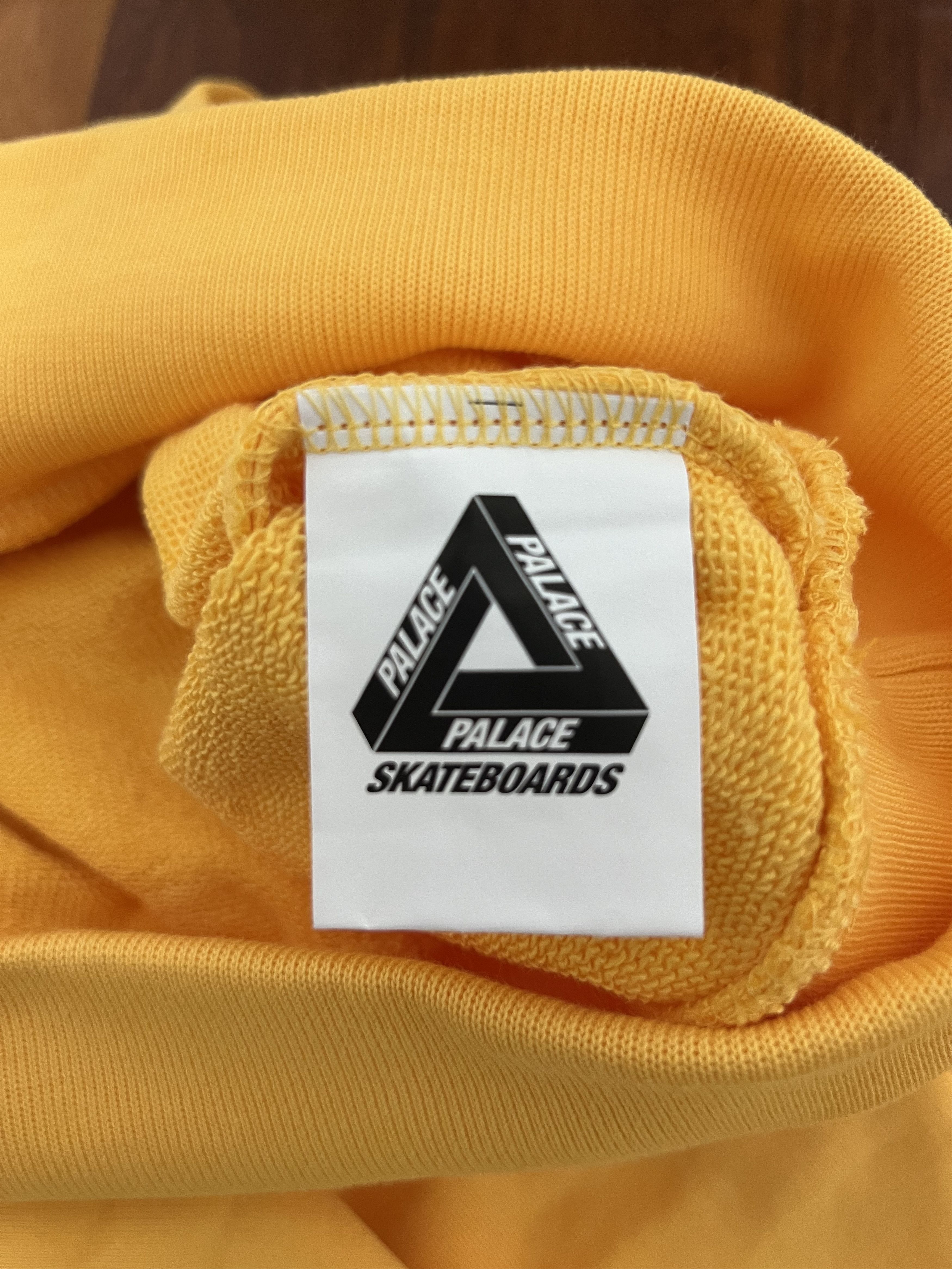 Palace 💚 2020 Palace Tri-Gaine Hoodie Yellow Large NEW Size US L / EU 52-54 / 3 - 9 Thumbnail