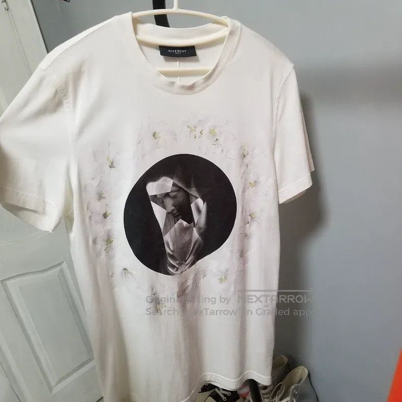 Givenchy Givenchy Printed T-shirt Size US XS / EU 42 / 0 - 1 Thumbnail