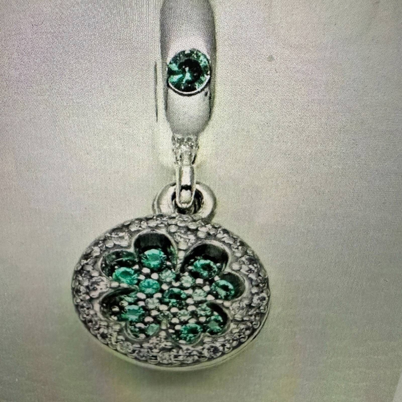 pandora Authentic Pandora, Irish Green Clover Dangle Charm/CZ #79790 Size ONE SIZE - 1 Thumbnail