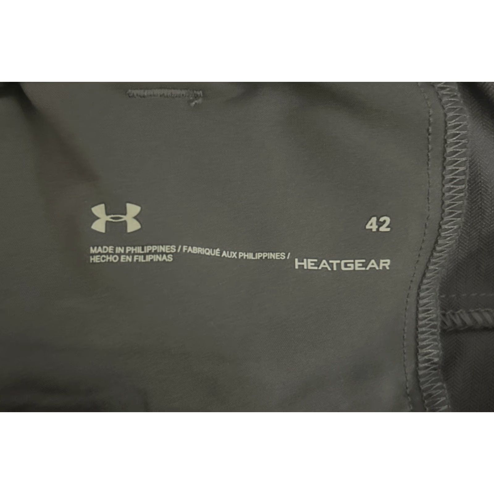 Under Armour Under Armour gray Shorts Mens elastic waist 42 Heat Gear Casual Chino 4 pockets Slash Pocket Regular rise 9.5 in Inseam 9.5 in Size US 42 / EU 58 - 3 Thumbnail