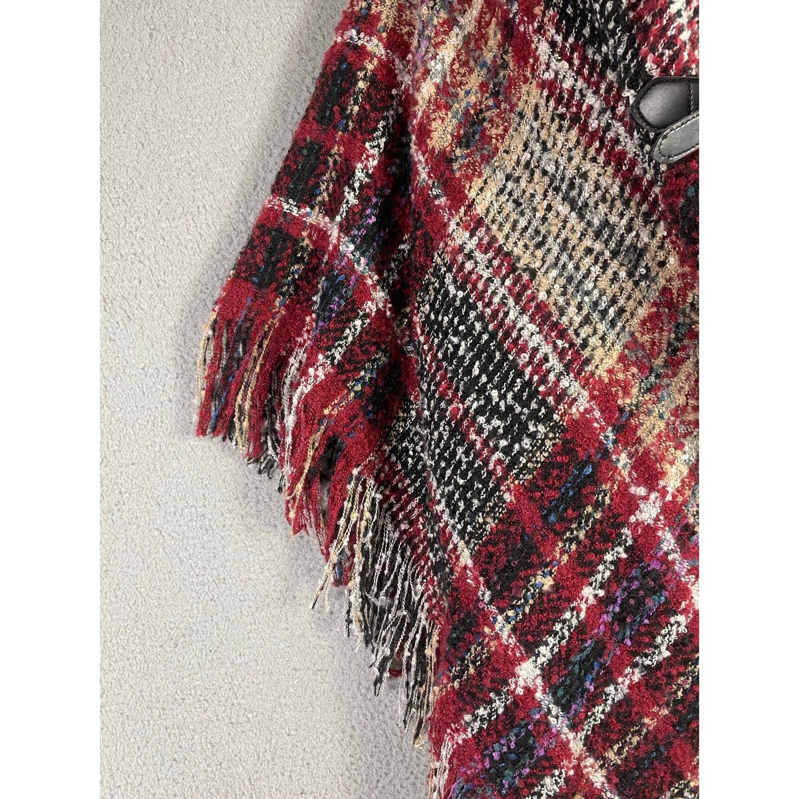 Vince Camuto Vince Camuto Wine Plaid Fringed Shawl Wrap Poncho OS Size ONE SIZE - 11 Thumbnail