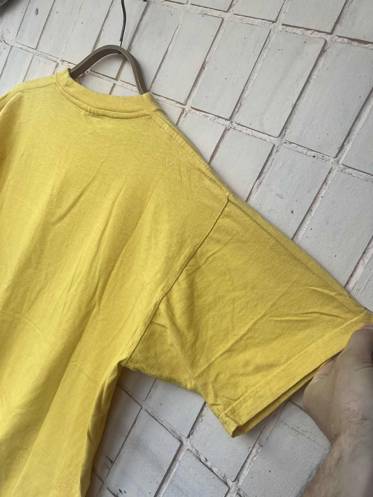 Other Vintage Bosnia Now Tee Shirts Size US L / EU 52-54 / 3 - 18 Thumbnail