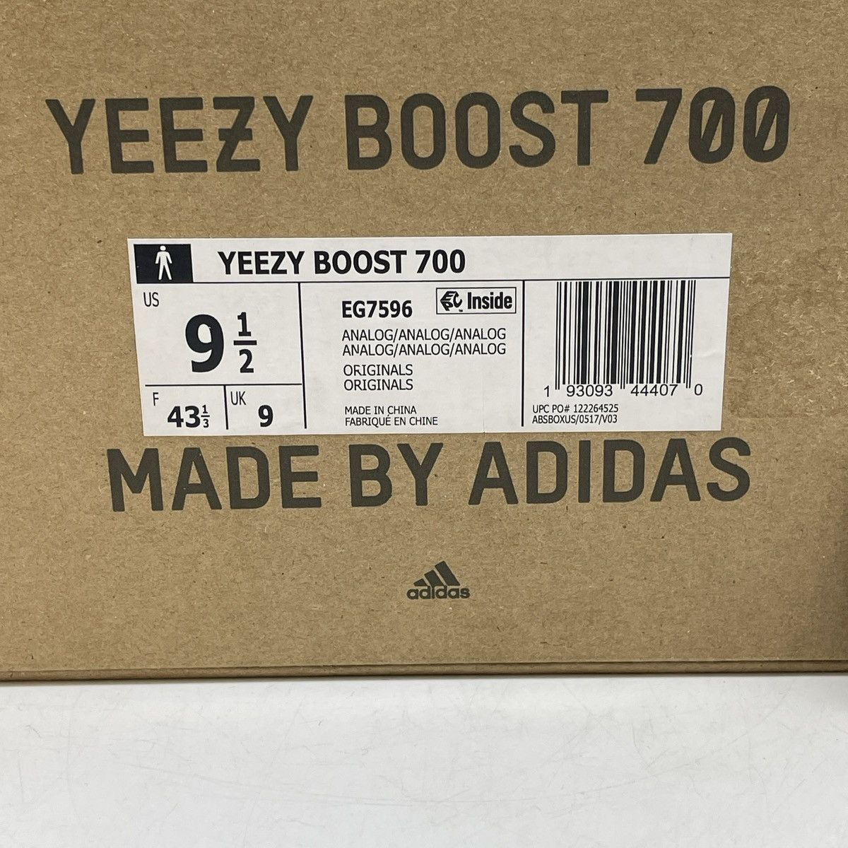 Adidas Yeezy boost 700 analog Size US 9.5 / EU 42-43 - 9 Thumbnail