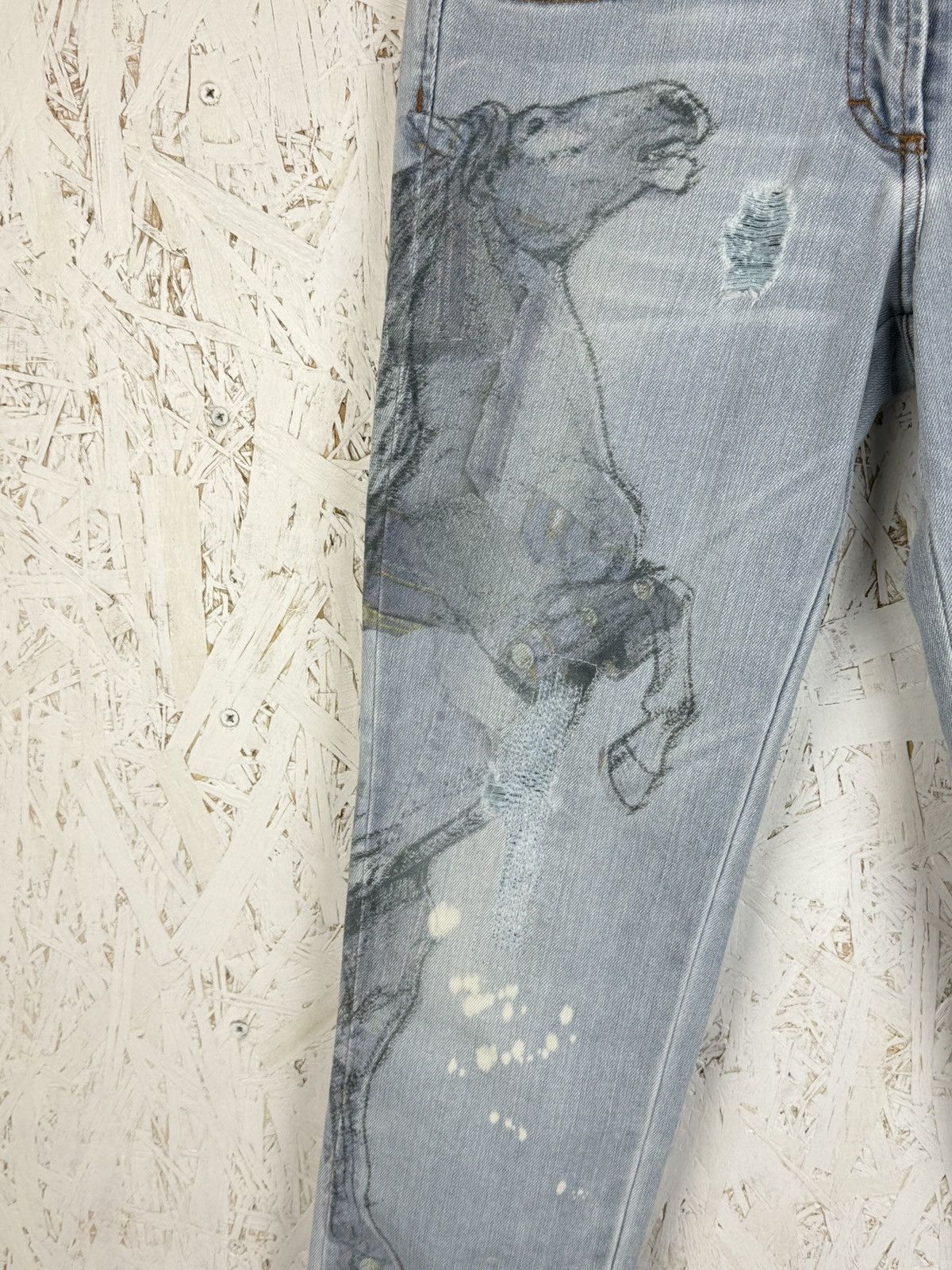 Just Cavalli Vintage Just Cavalli 2001 Horse Tattoo Printed Jeans Size 30 Size 31" - 2 Thumbnail