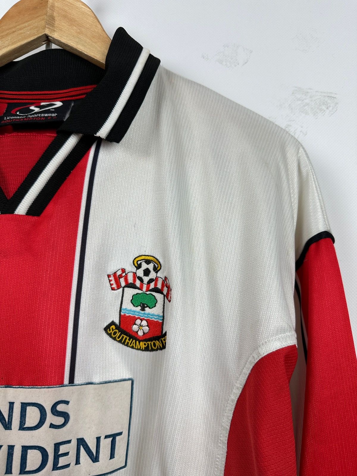 Vintage 2001/01 In-House Southampton Long Sleeve Vintage Jersey Size US L / EU 52-54 / 3 - 6 Thumbnail