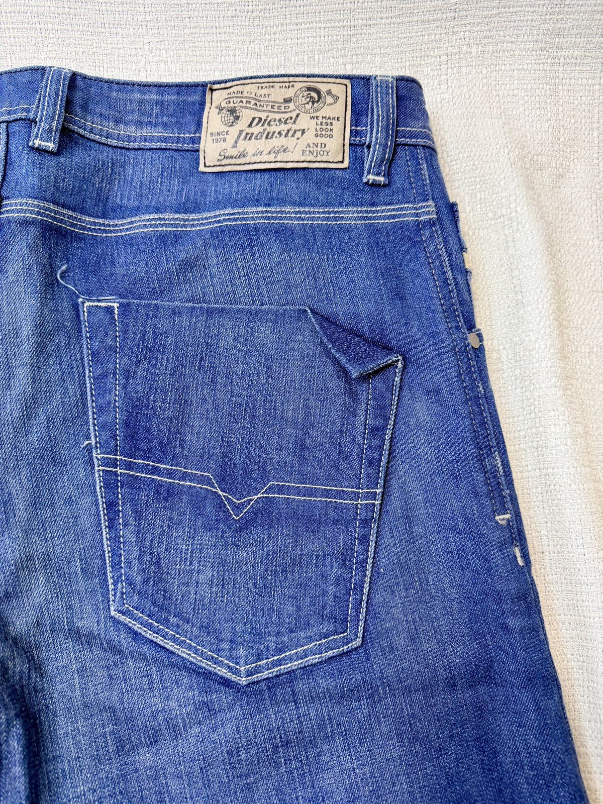 Diesel Diesel Kroshort Short Denim Pants Mens 34 Indigo Blue Size US 34 / EU 50 - 20 Thumbnail