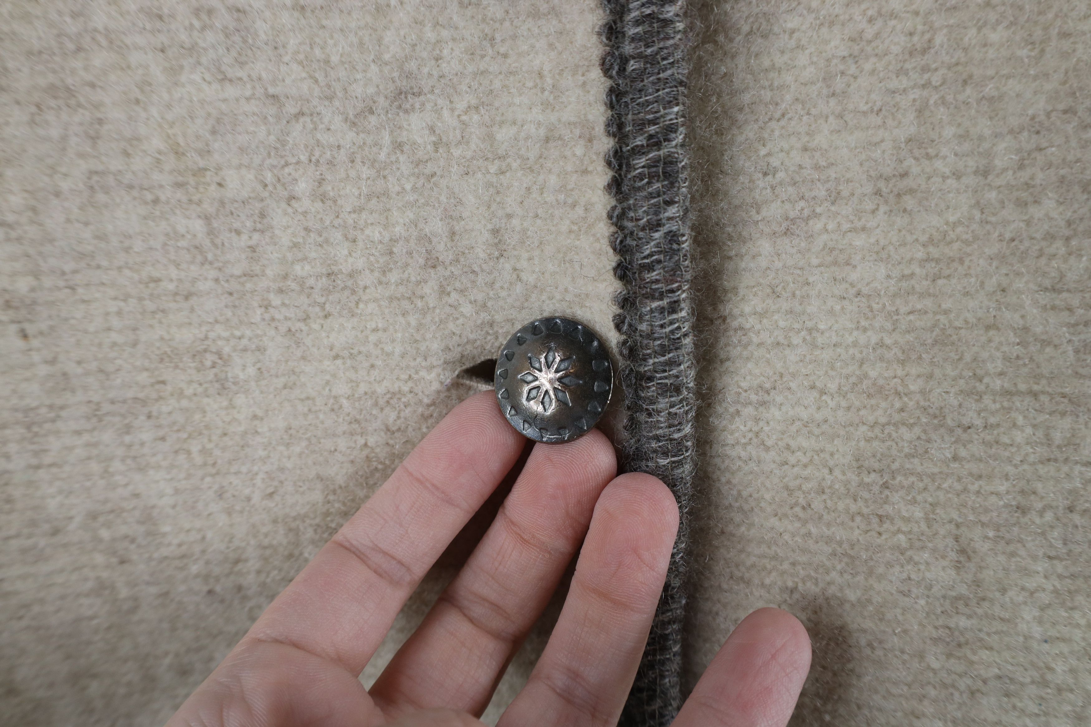 L.L. Bean × Vintage Vintage 90s LL Bean Wool Knit Cardigan Sweater Beige USA Size L / US 10 / IT 46 - 5 Thumbnail