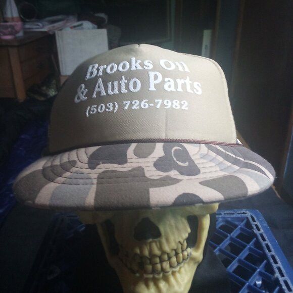 Other DS Vintage Brooks Oil & Auto Parts Camouflage Trucker Hat Size ONE SIZE - 1 Thumbnail