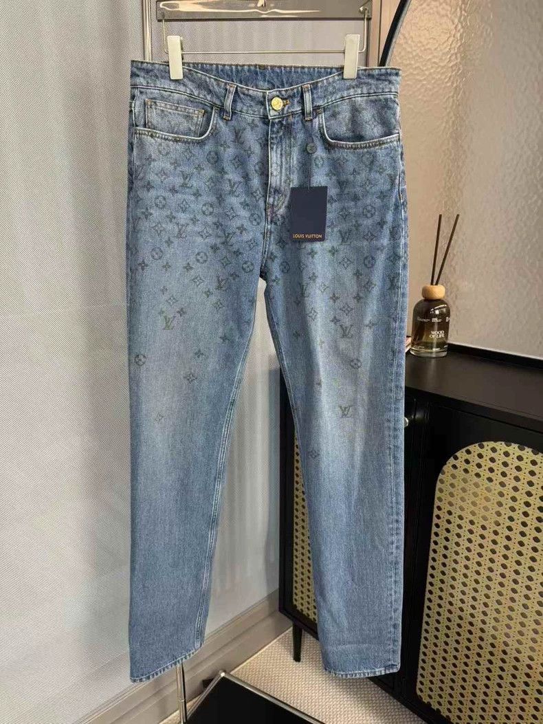 Louis Vuitton Louis Vuitton Graduated presbyopic jeans Size US 31 - 1 Thumbnail