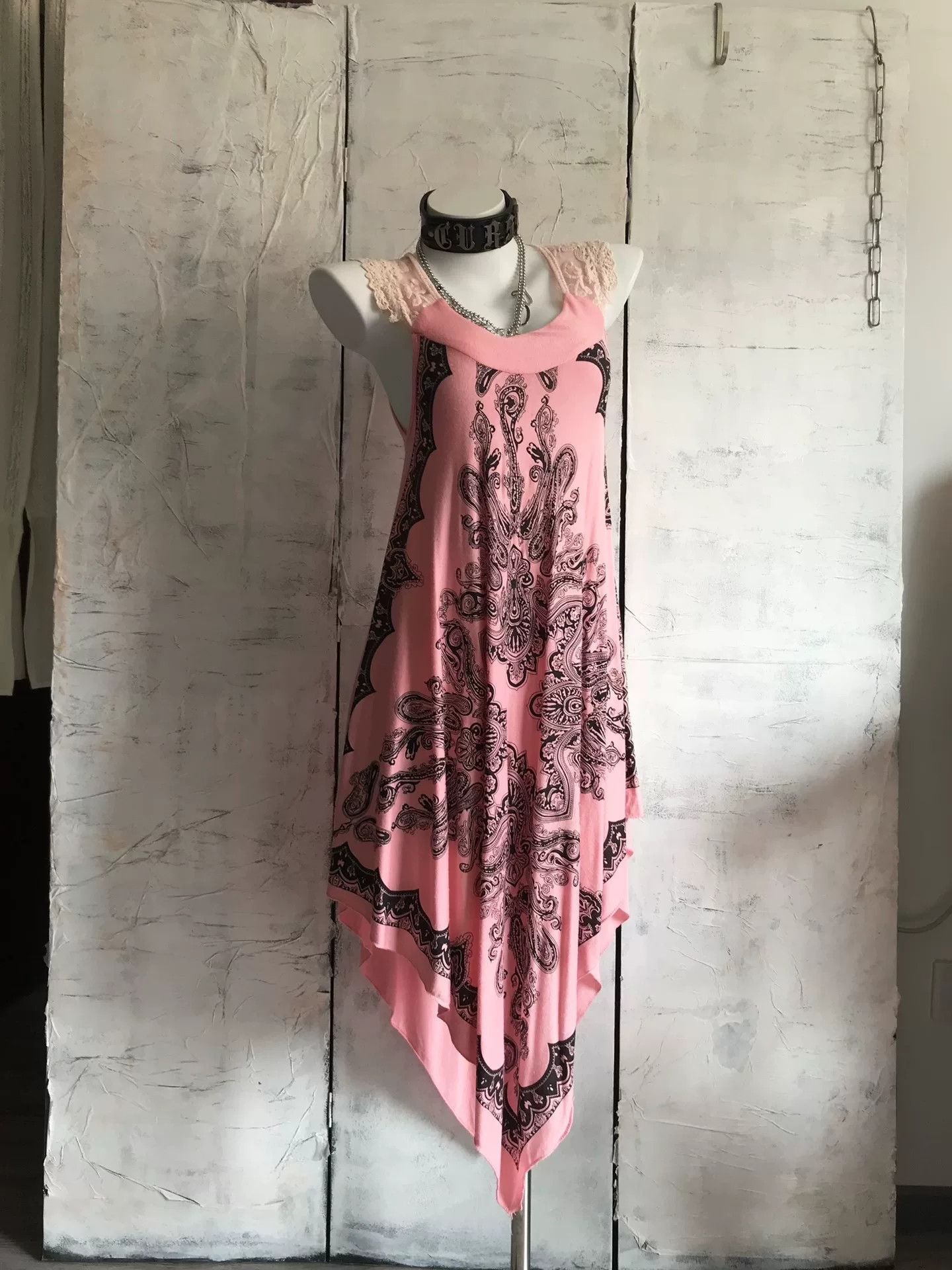 Vintage Vintage Gothic Totem Print Lace Vest Dress Size M / US 6-8 / IT 42-44 - 1 Thumbnail