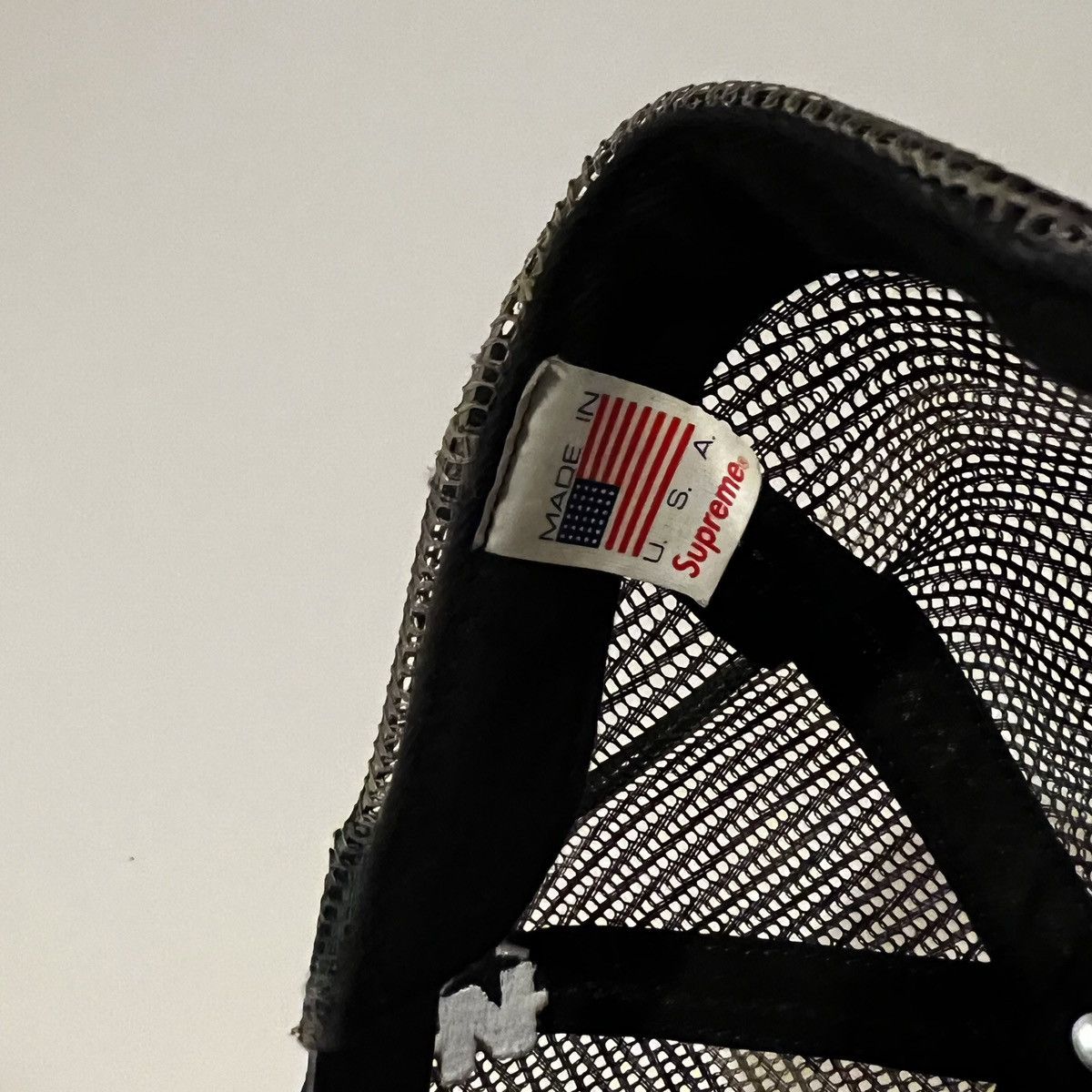 Supreme Supreme Coffin mesh snapback from the cradle to the grave Size ONE SIZE - 16 Thumbnail