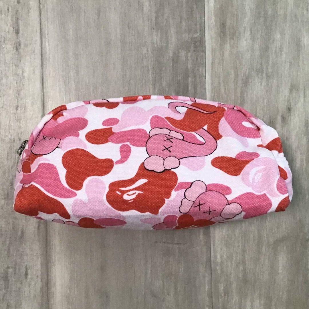 Bape × Kaws BAPE × KAWS Bendy ABC Camo Pink Pouch a bathing ape NIGO Size ONE SIZE - 3 Thumbnail