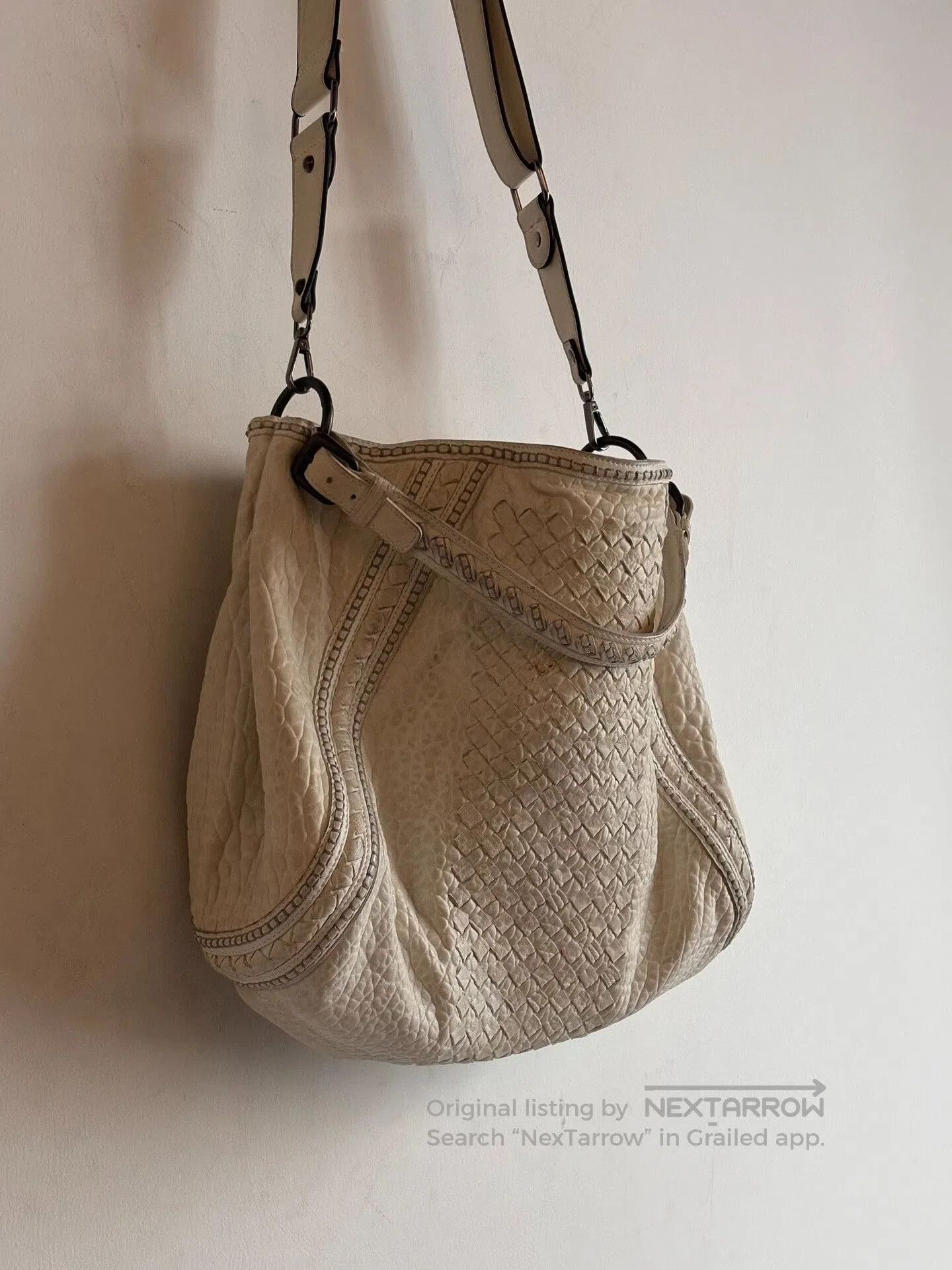 Bottega Veneta Bottega Veneta Woven Leather Shoulder Bag. Size ONE SIZE - 1 Thumbnail