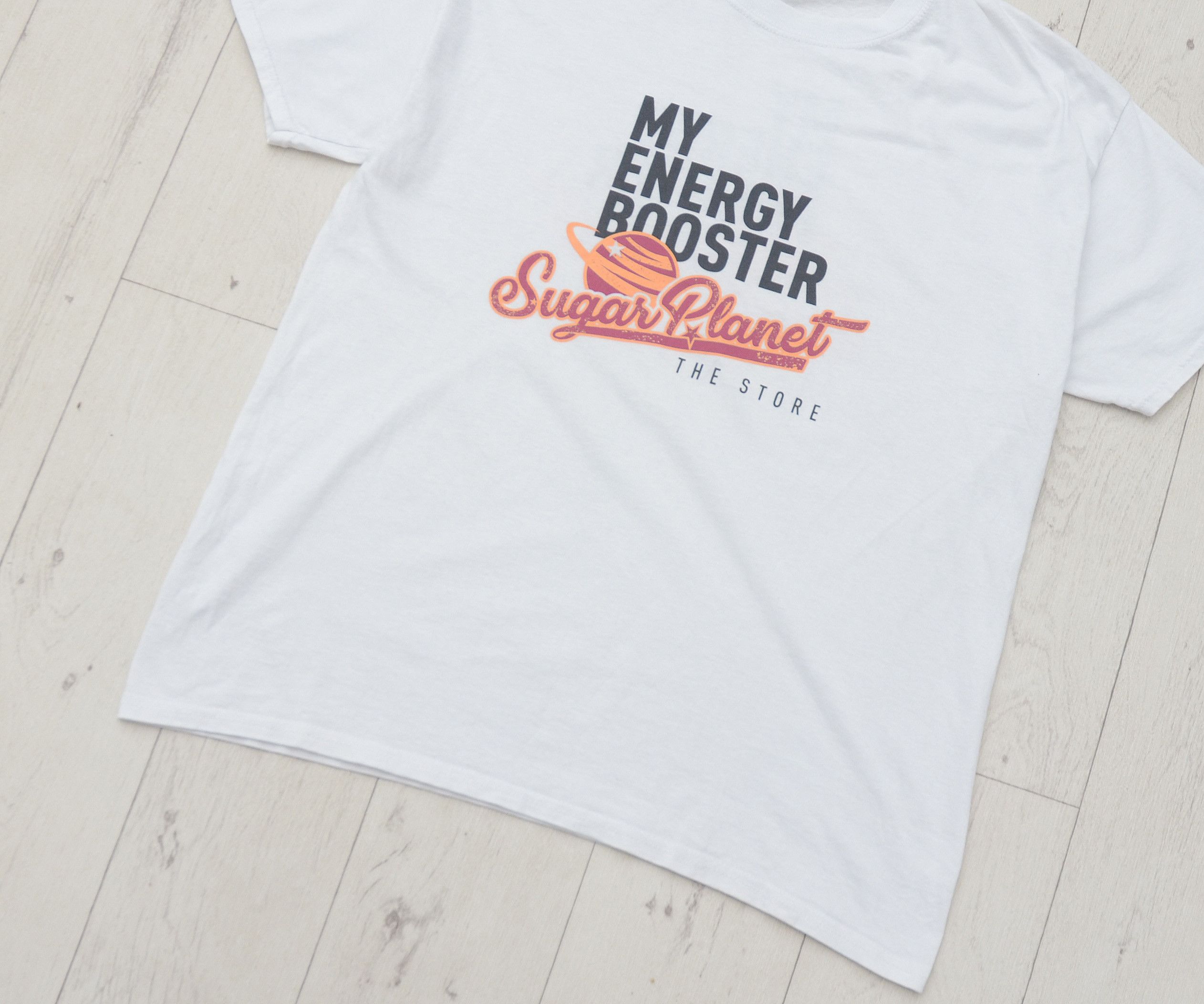 Vintage MY ENERGY BOOSTER Sugar Planet THE STORE Funny Tee Size US L / EU 52-54 / 3 - 2 Thumbnail