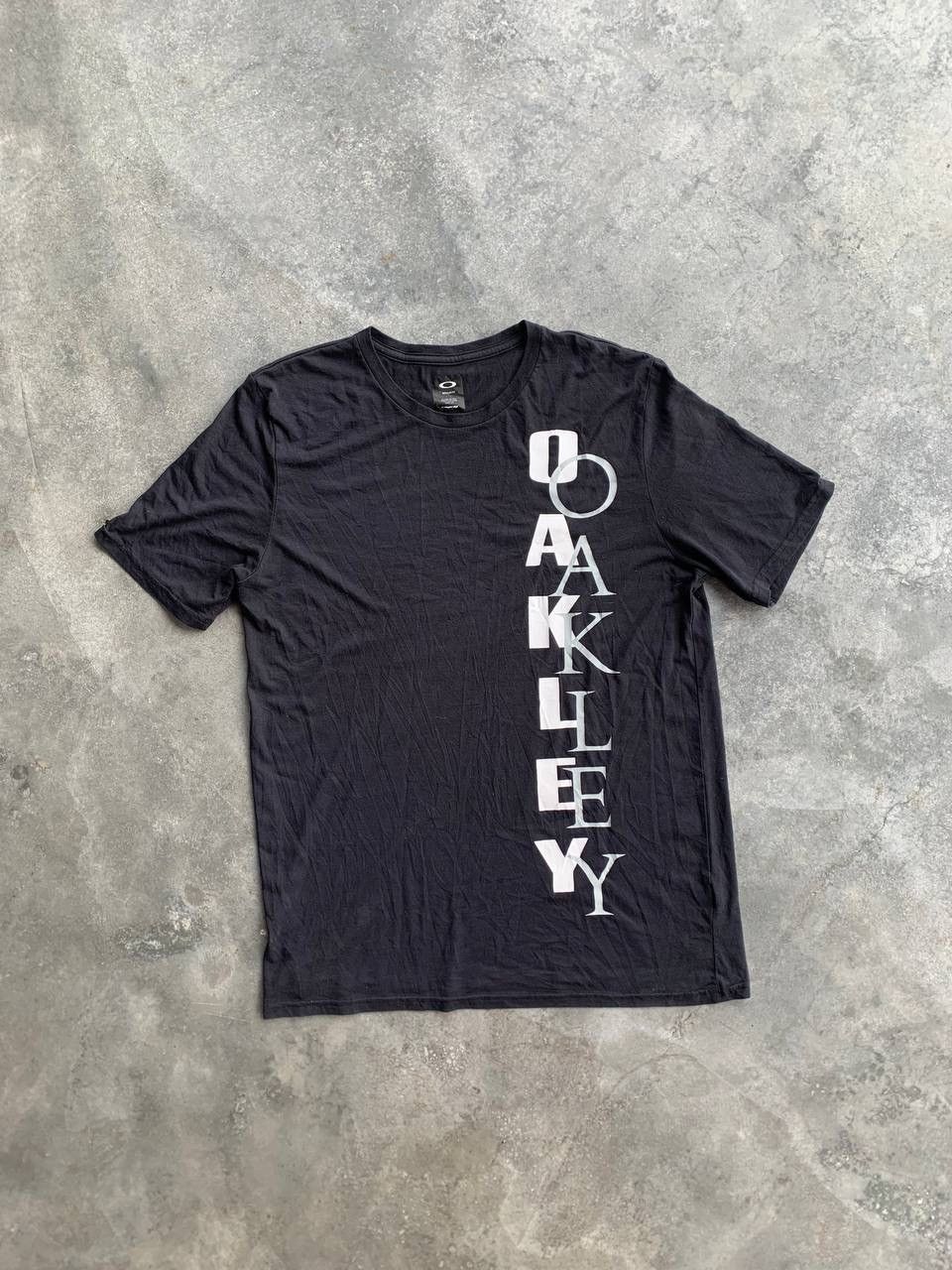 Oakley Shirt