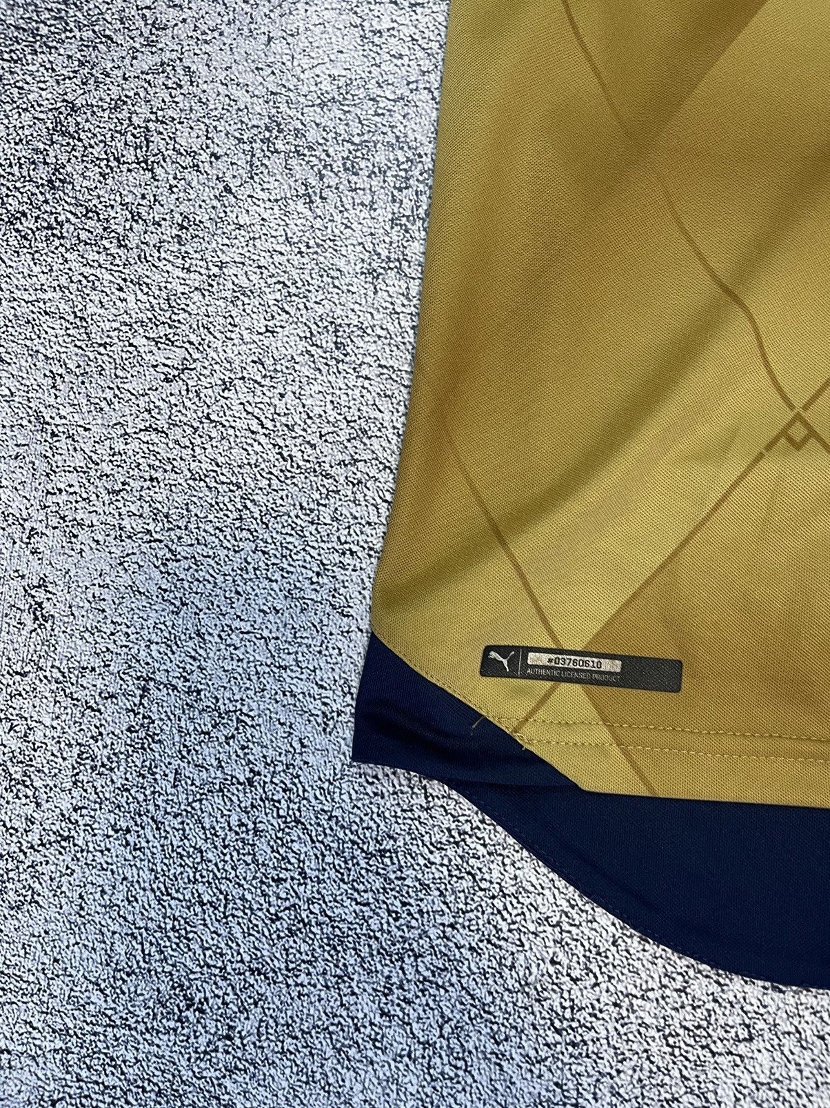 Puma Puma Arsenal 2015/2016 Jersey #15 Chamberlain Premier League Size US S / EU 44-46 / 1 - 7 Thumbnail
