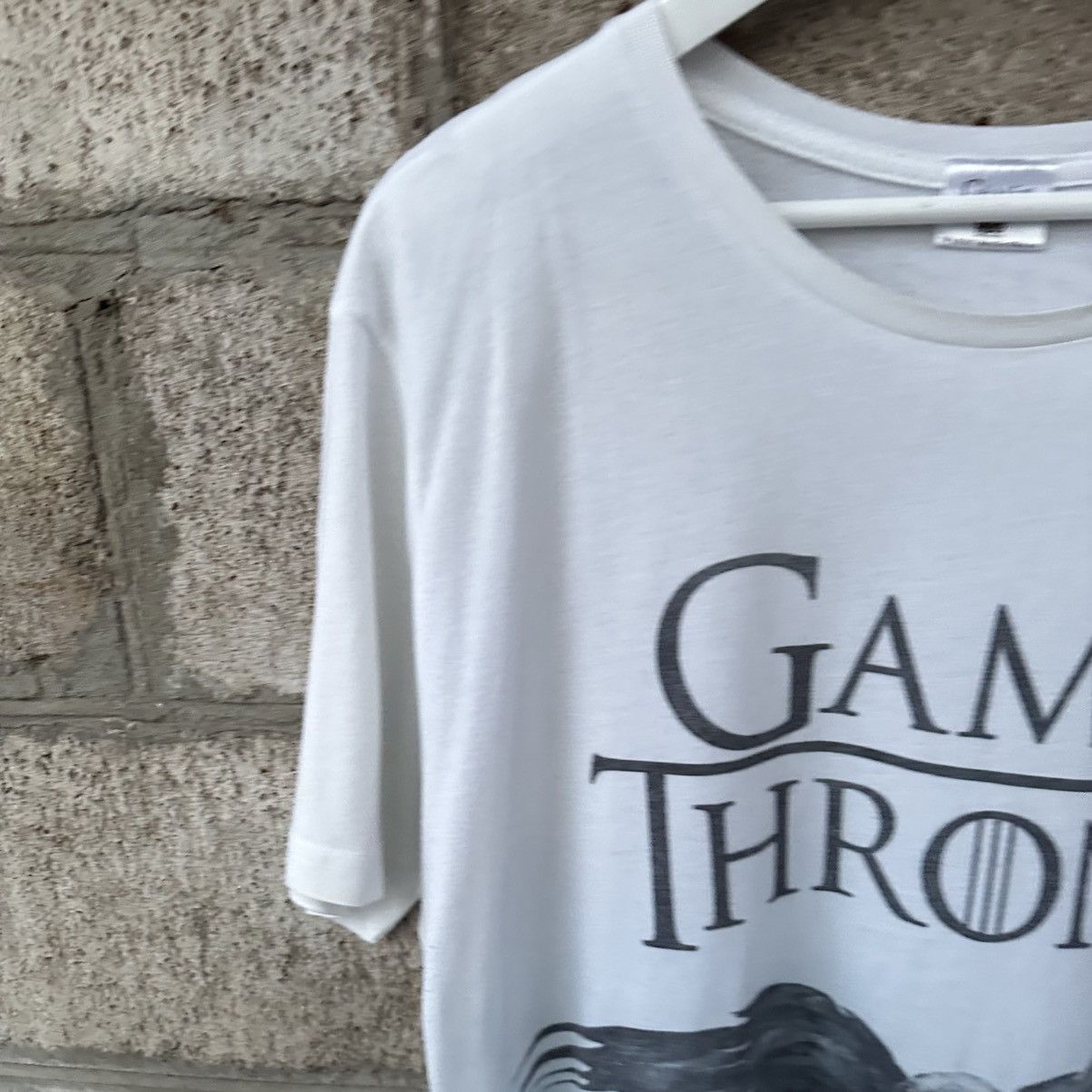The Game Vintage Adult Game of The Throne T-shirts Big Logo Y2K 00s Size US XL / EU 56 / 4 - 7 Thumbnail