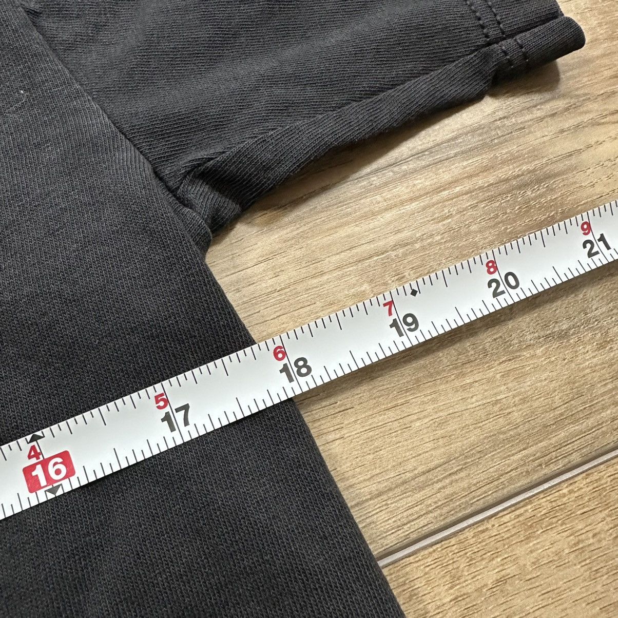 Nutmeg Vintage 90s Nutmeg Black Blank Made in USA Tee Size US L / EU 52-54 / 3 - 8 Thumbnail