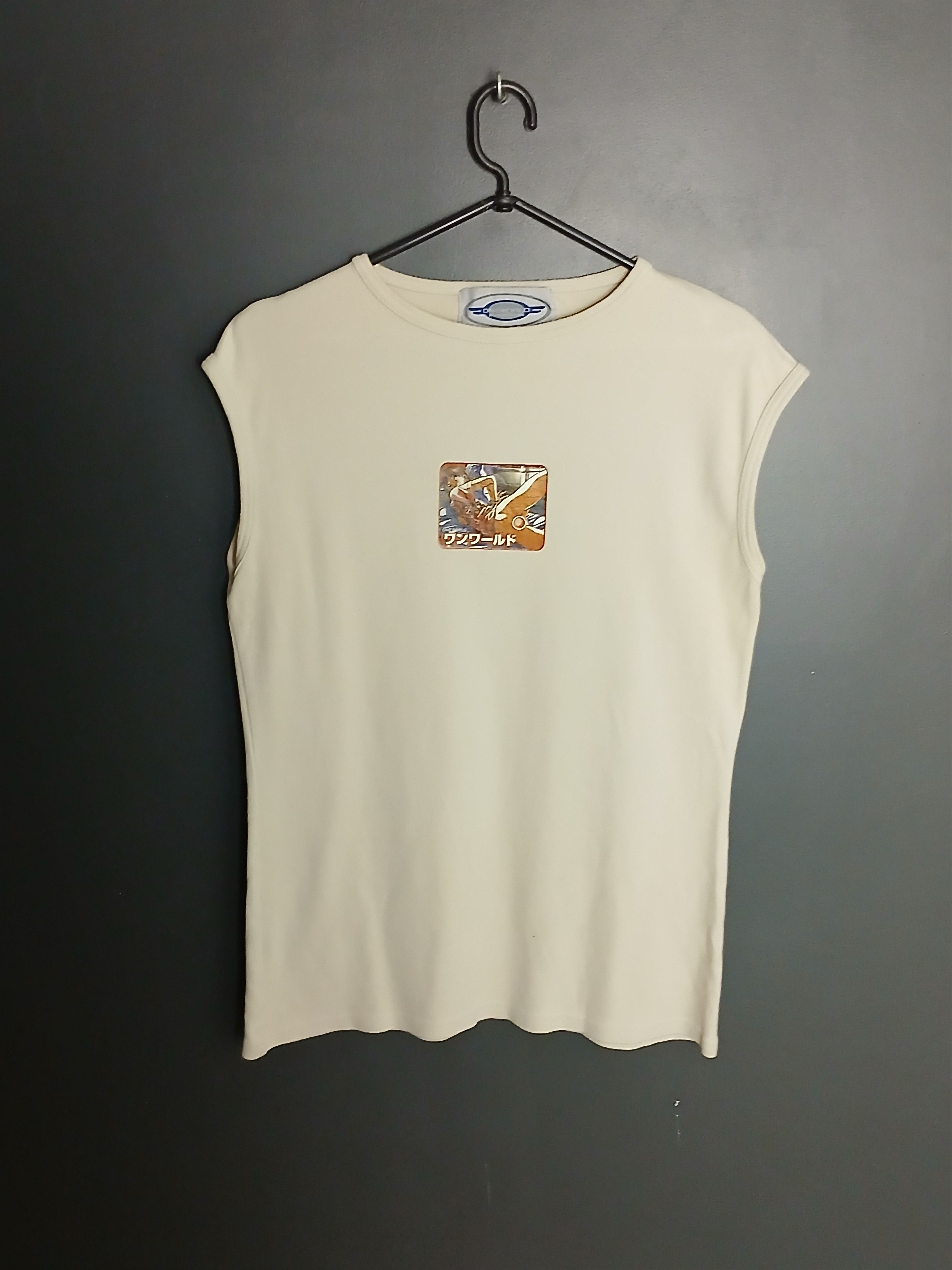 Vintage Vintage One World Boardwear Hentai Print T-Shirt Size US M / EU 48-50 / 2 - 1 Thumbnail