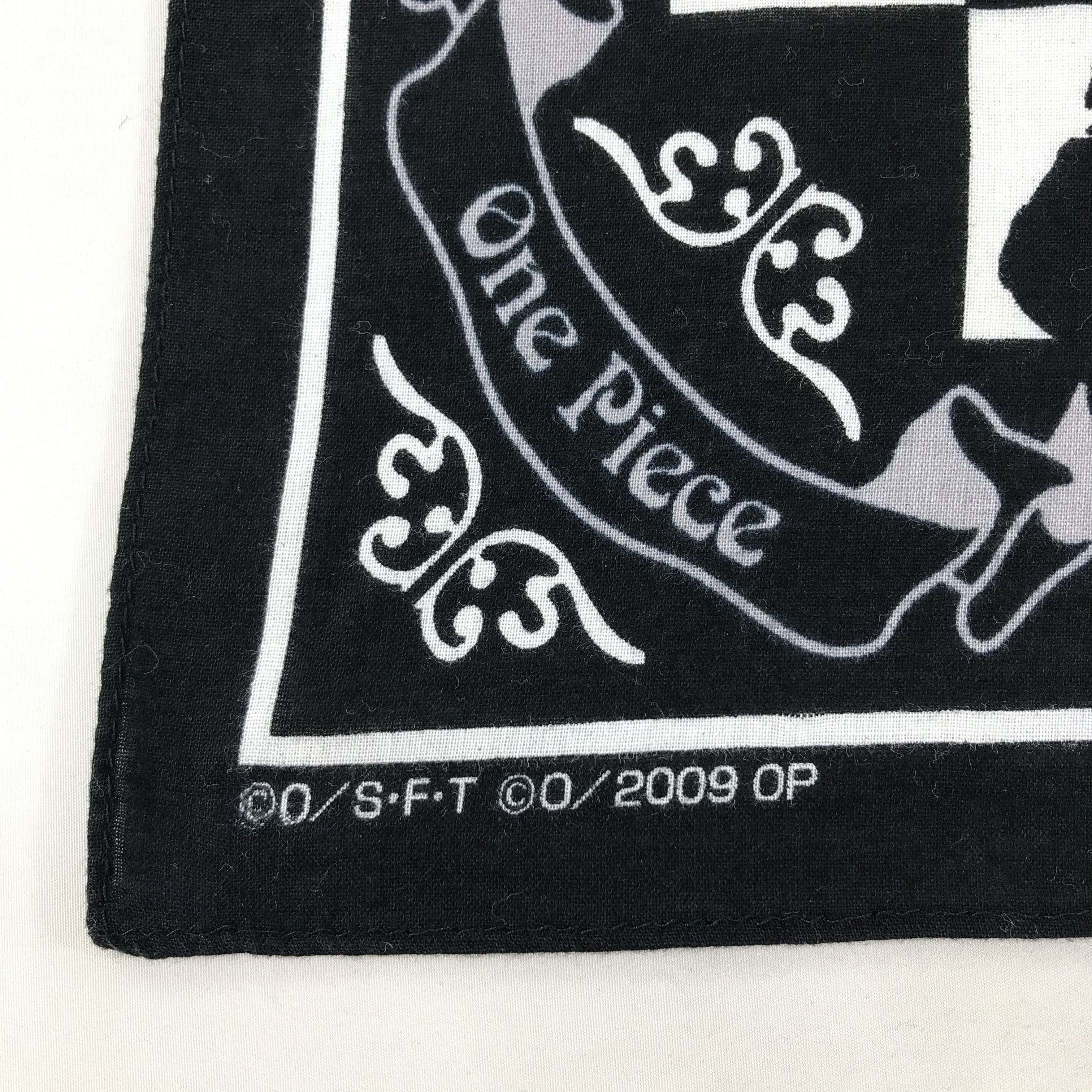 One Piece × Vintage One Piece Bandana / Handkerchief / Neckerchief - S1787 Size ONE SIZE - 3 Thumbnail