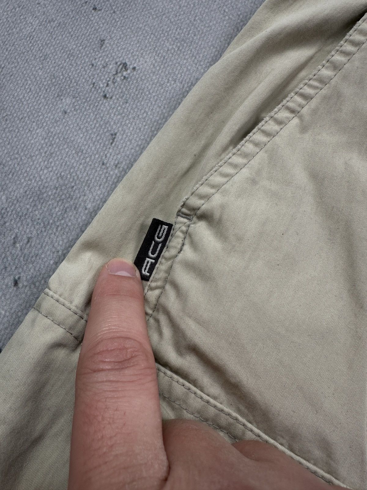 Nike ACG 90s Nike ACG Cargo Shorts 00s Vintage Hiking y2k Outdoor Size US 36 / EU 52 - 3 Thumbnail
