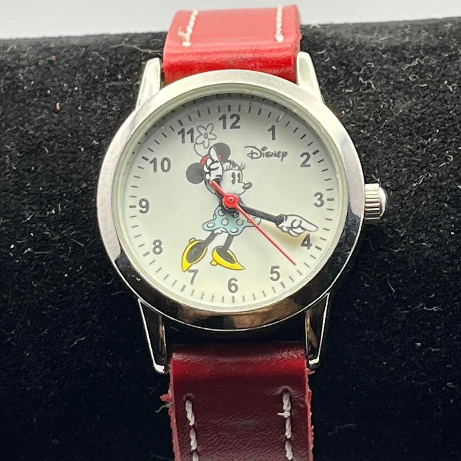 Disney Silver & red disney watch Size ONE SIZE - 1 Thumbnail