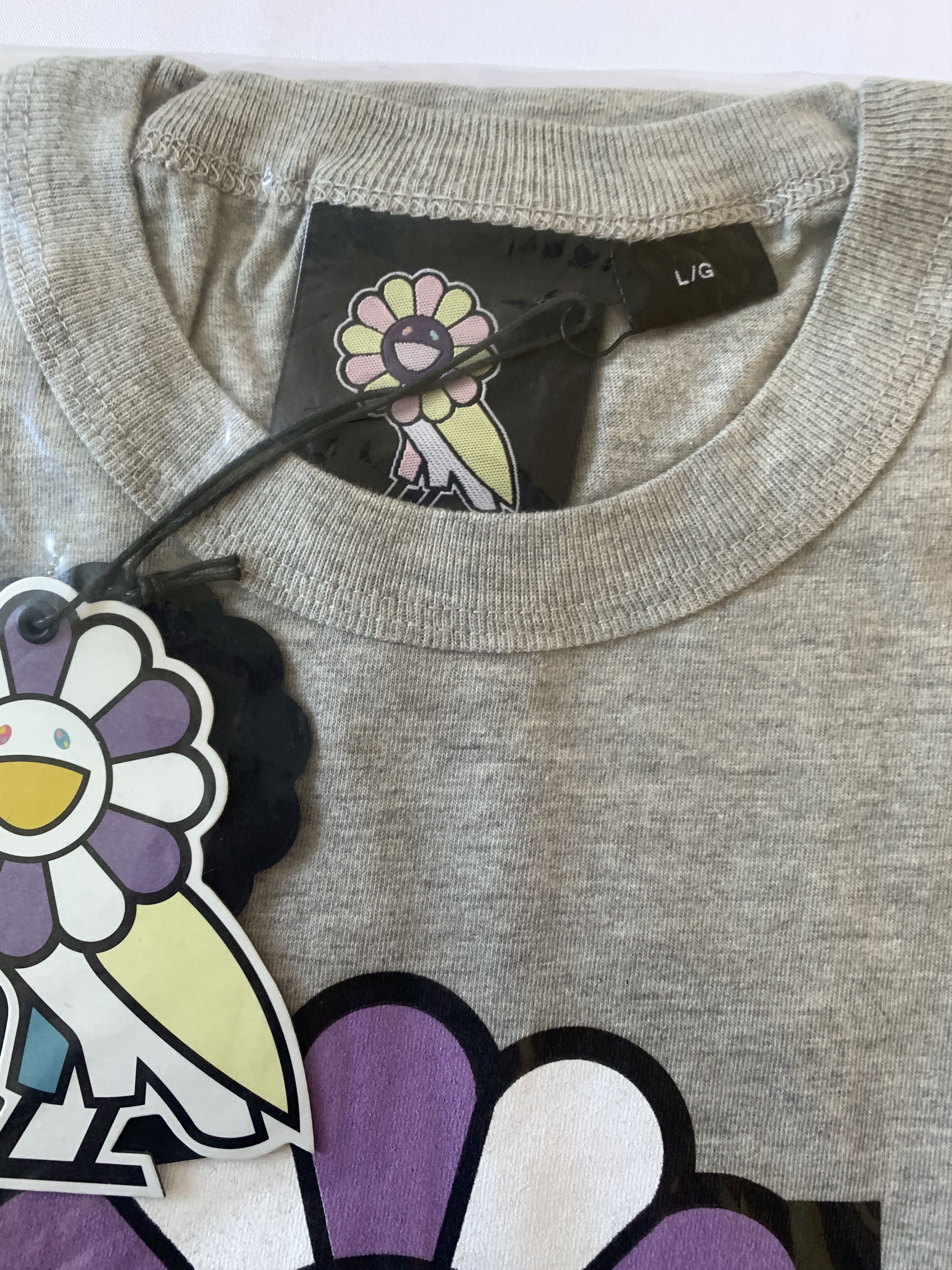 Drake OVO X TAKASHI MURAKAMI T-SHIRT TEE BRAND NEW Size US L / EU 52-54 / 3 - 4 Thumbnail
