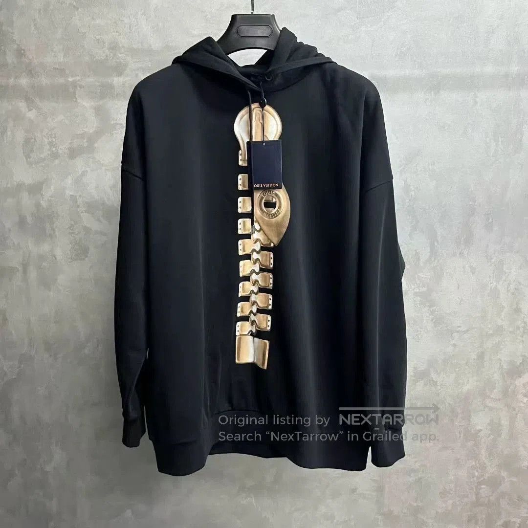 Louis Vuitton black graphic hoodie with zip design. Size US M / EU 48-50 / 2 - 1 Thumbnail