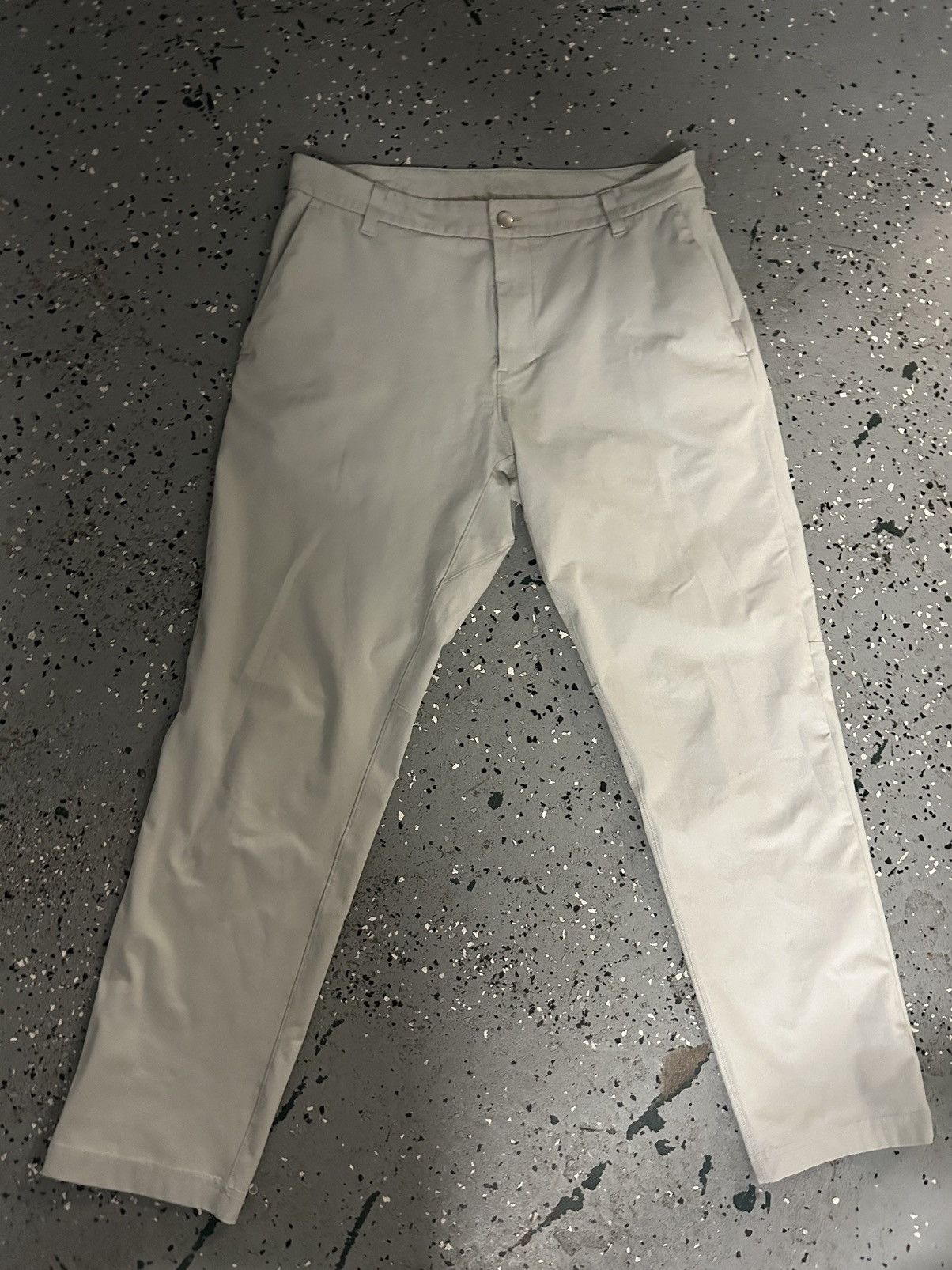 Lululemon Lululemon abc pants Size US 33 - 1 Thumbnail