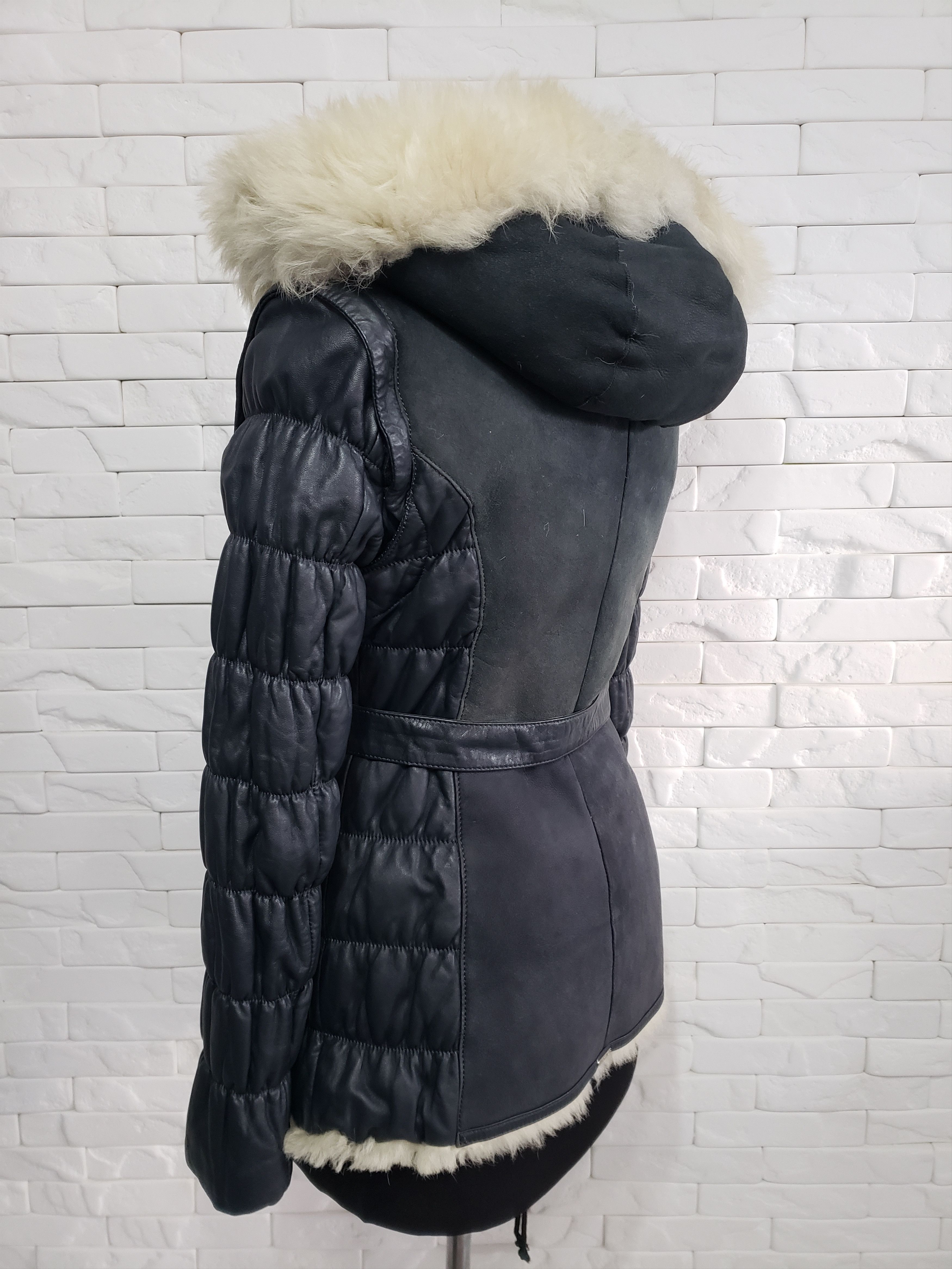 Uniqlo Stylish black women's jacket with a hood. Size M / US 6-8 / IT 42-44 - 10 Thumbnail