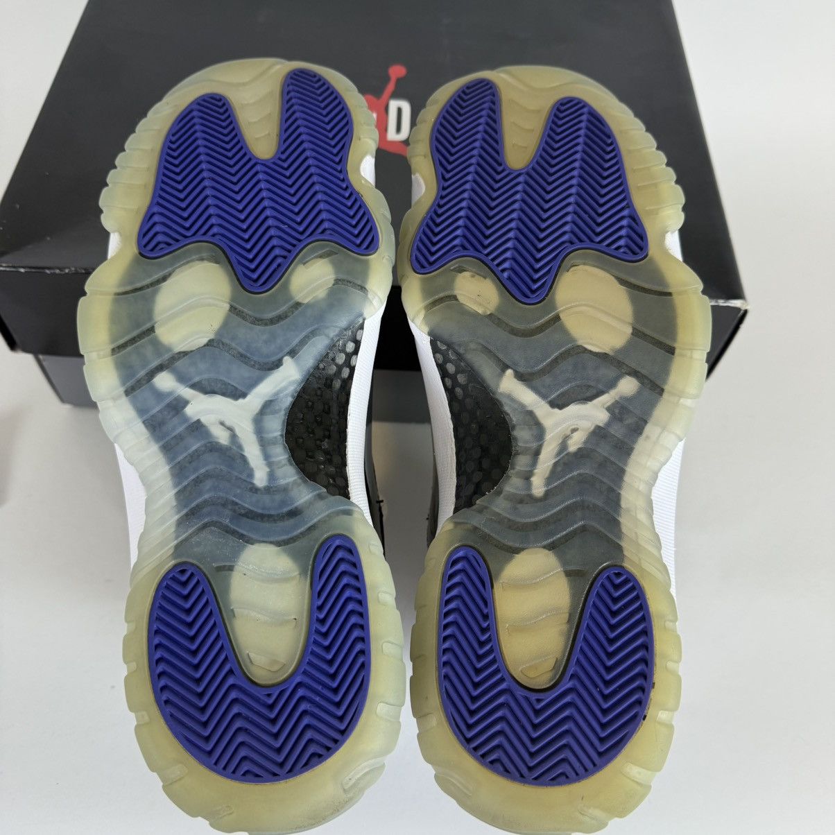Jordan Brand × Nike Size 10.5-Jordan 11 Concord 2018-LIGHTLY WORN Size US 10.5 / EU 43-44 - 12 Thumbnail
