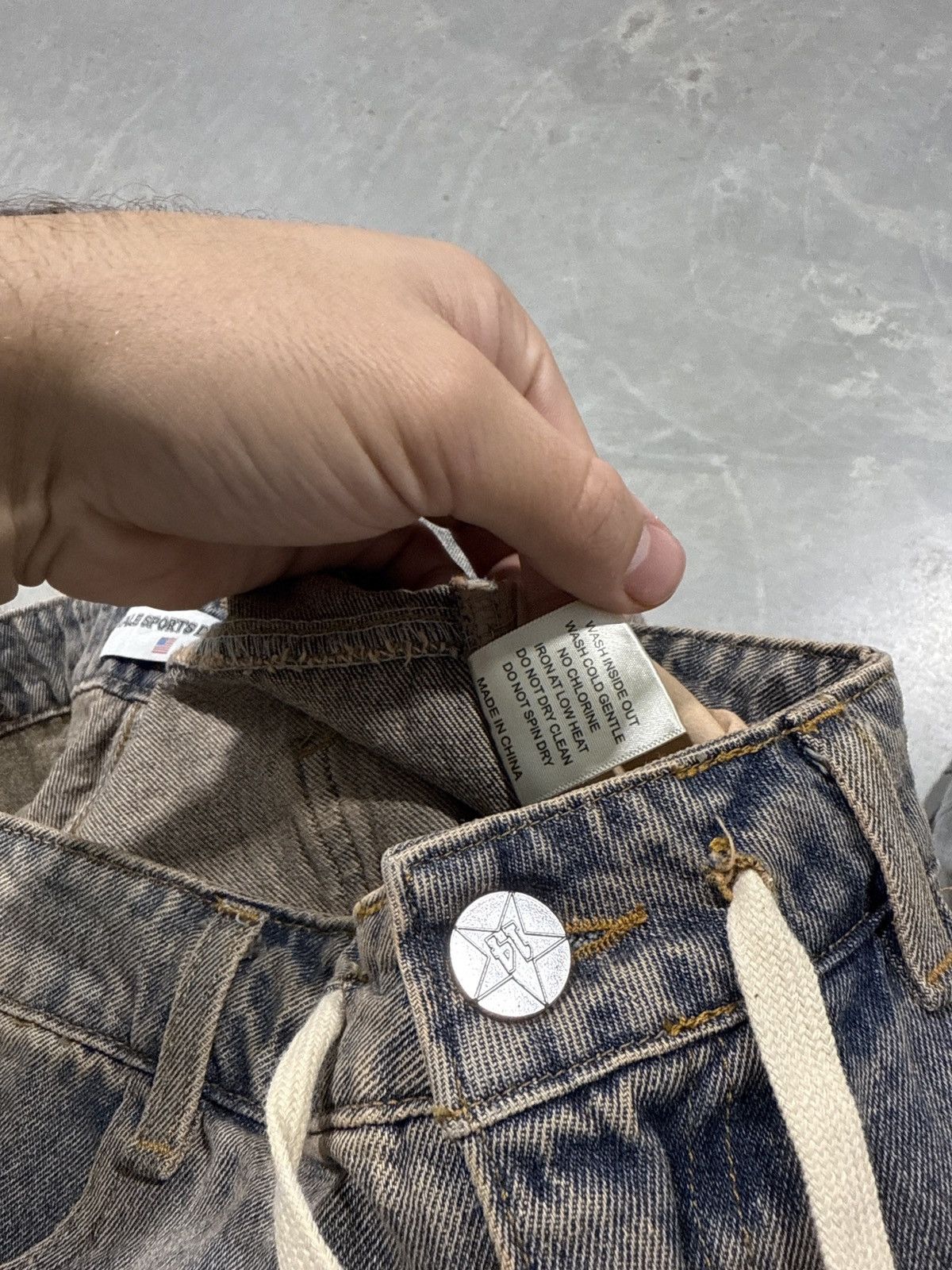 Vale Vale Forever Skittles Denim Jean Shorts Blue Size US 32 / EU 48 - 4 Thumbnail