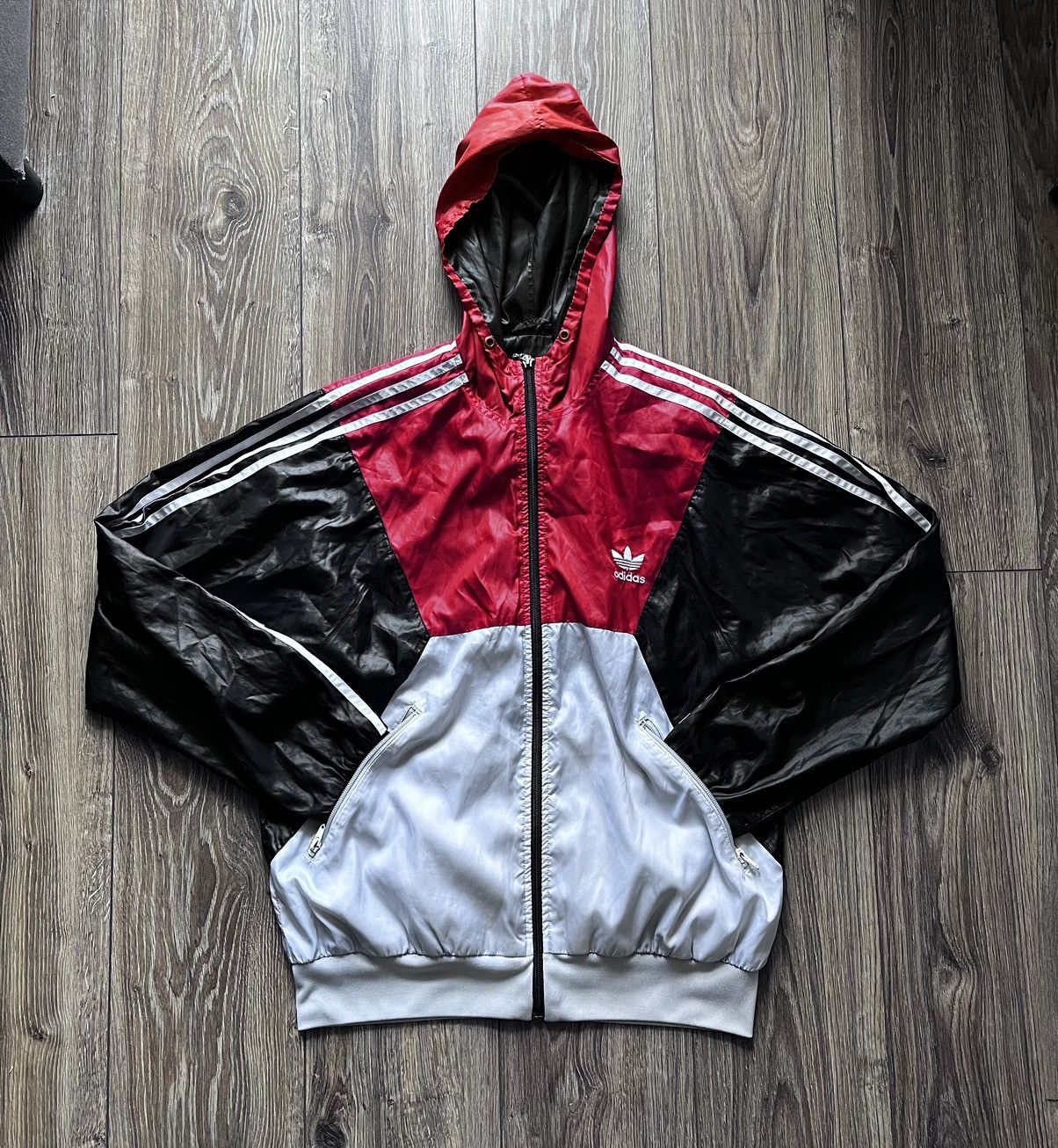 Red and white adidas windbreaker online