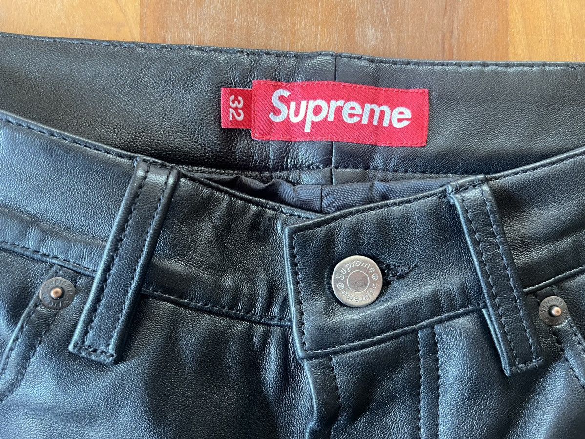 Supreme Supreme Baggy Leather Shorts Size US 32 / EU 48 - 3 Thumbnail