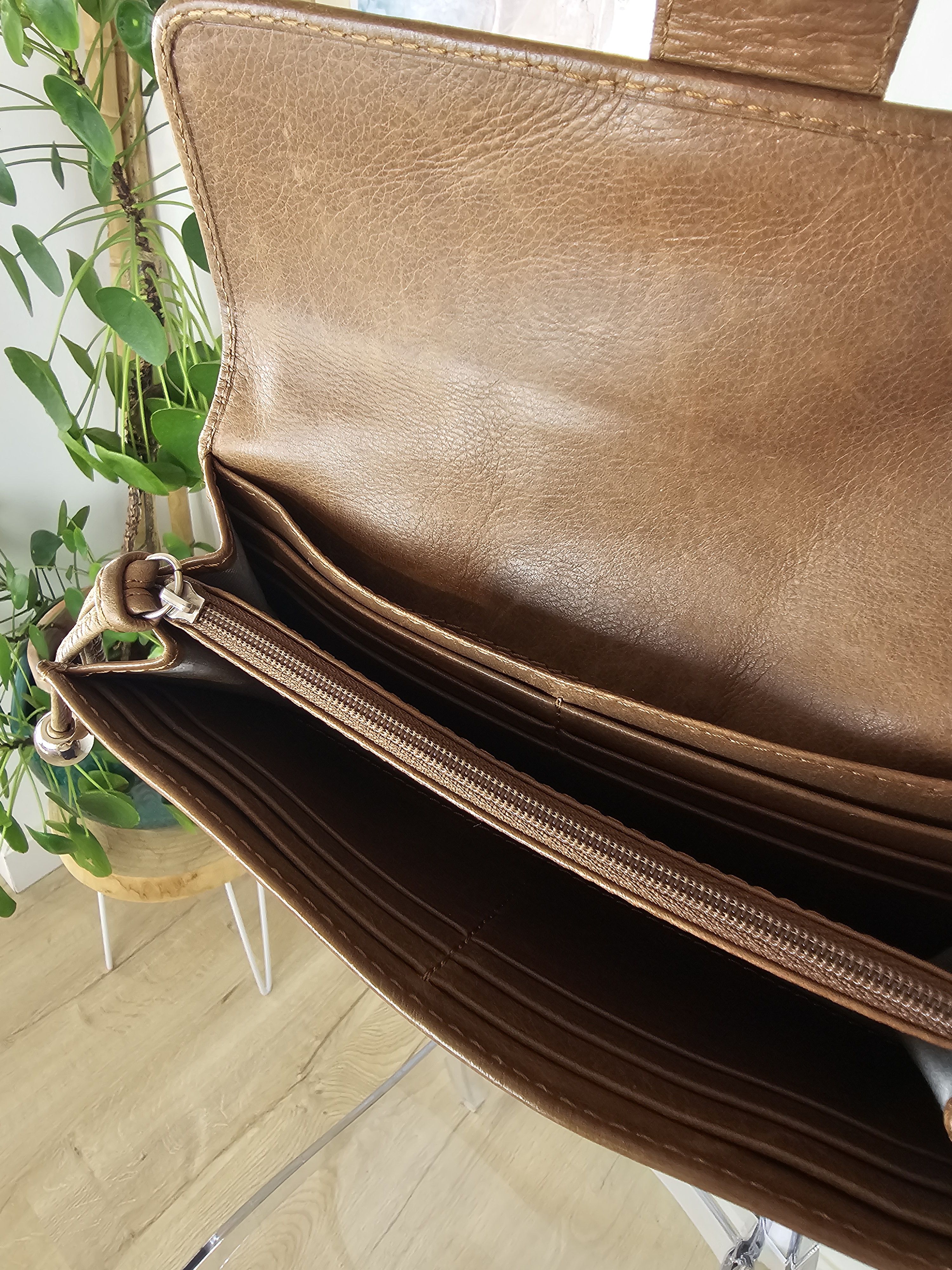 Gerard Darel Portefeuille compagnon Gérard Darel Size ONE SIZE - 3 Thumbnail
