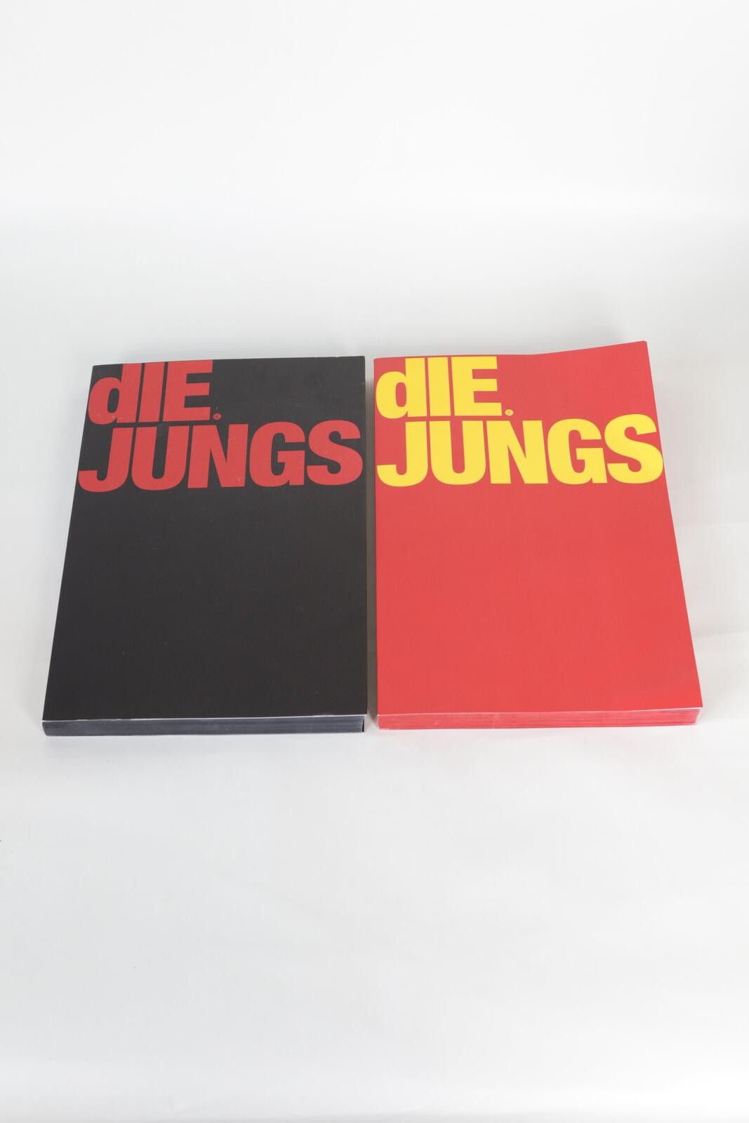 Other 2014' S.M. Entertainment Die Jungs EXO Book Size ONE SIZE - 1 Thumbnail