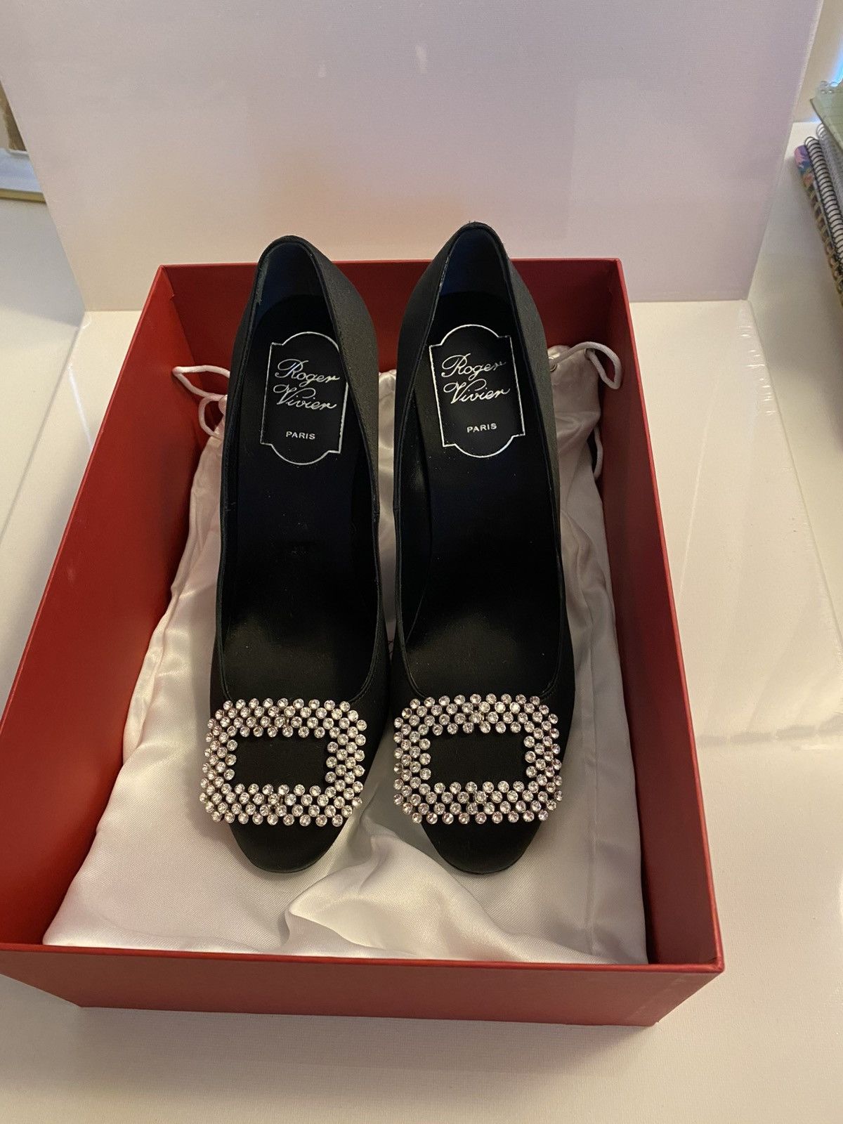 Roger Vivier Roger Vivier Black Heels Size US 6 / IT 36 - 1 Thumbnail