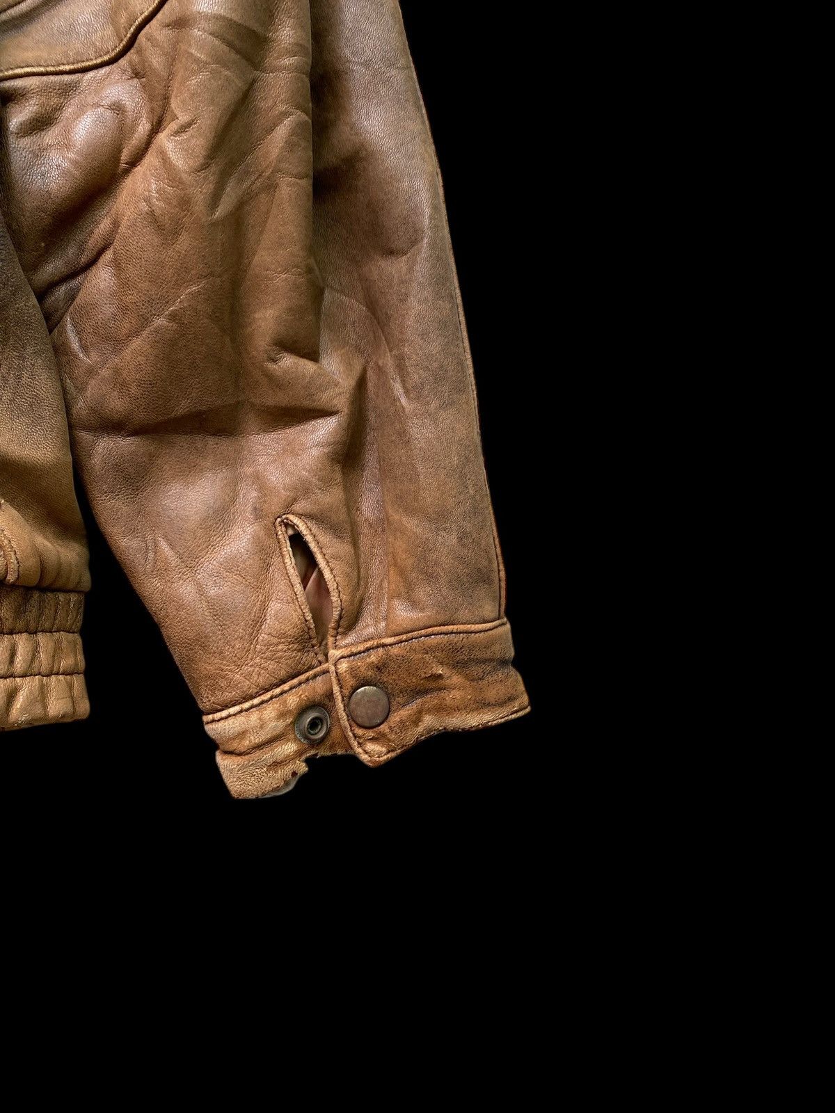 Japanese Brand VINTAGE LEATHER WEAR BOMBER JACKET DESIGN RARE Size US L / EU 52-54 / 3 - 10 Thumbnail