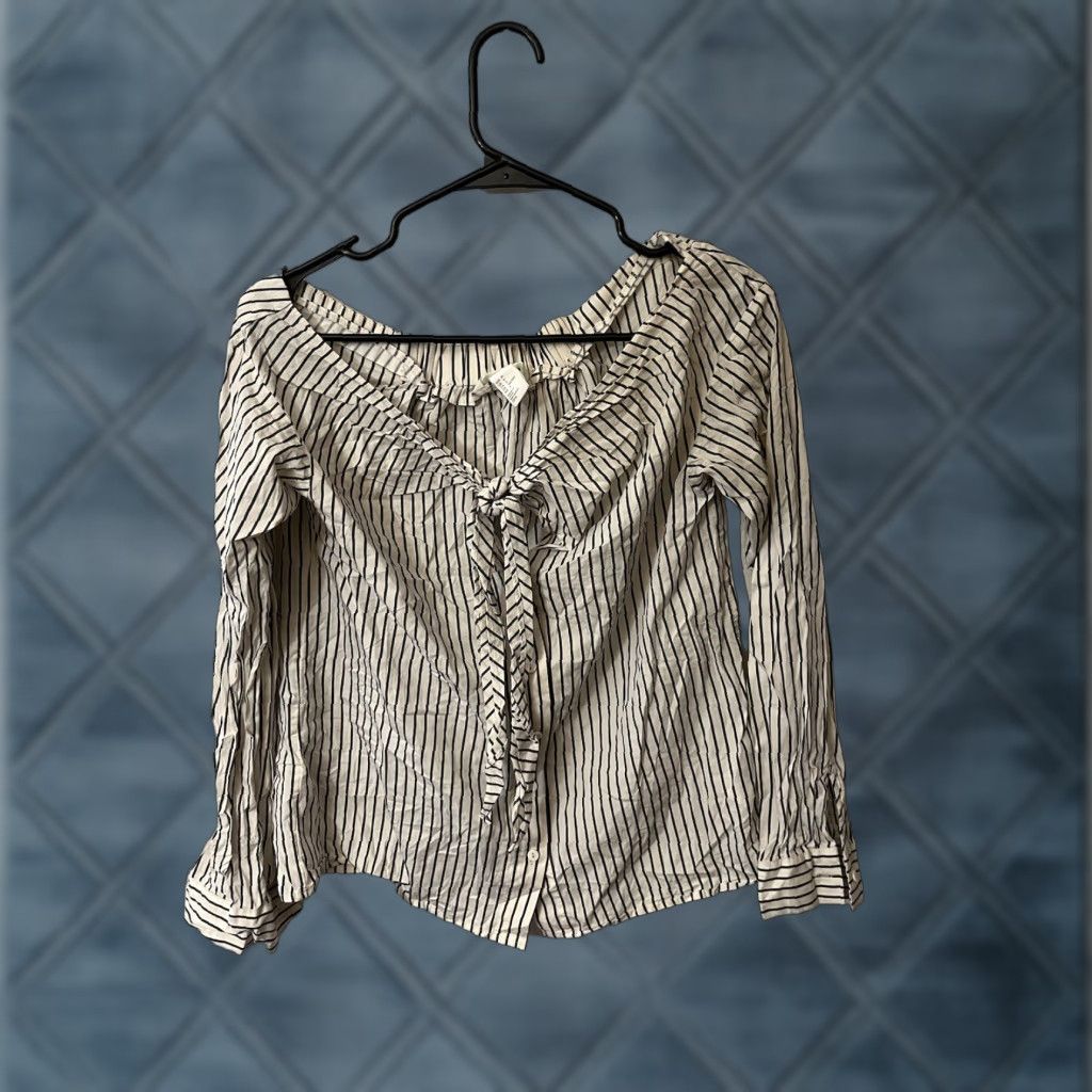H&M H&M Women Off Shoulder Tie Front White Striped Blouse 6 Size M / US 6-8 / IT 42-44 - 1 Thumbnail