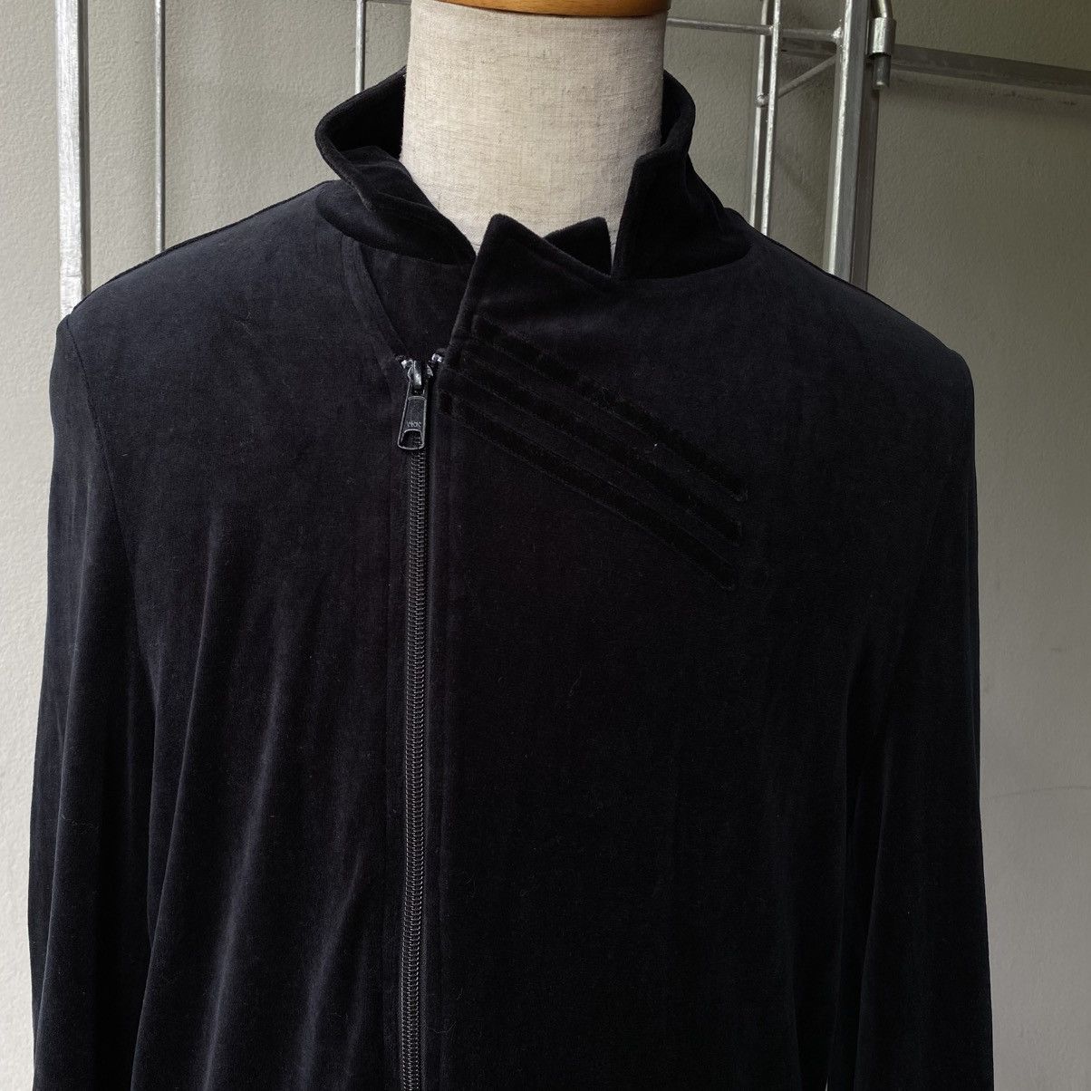 Adidas Adidas Black Velour Zip Jacket Size US M / EU 48-50 / 2 - 3 Thumbnail