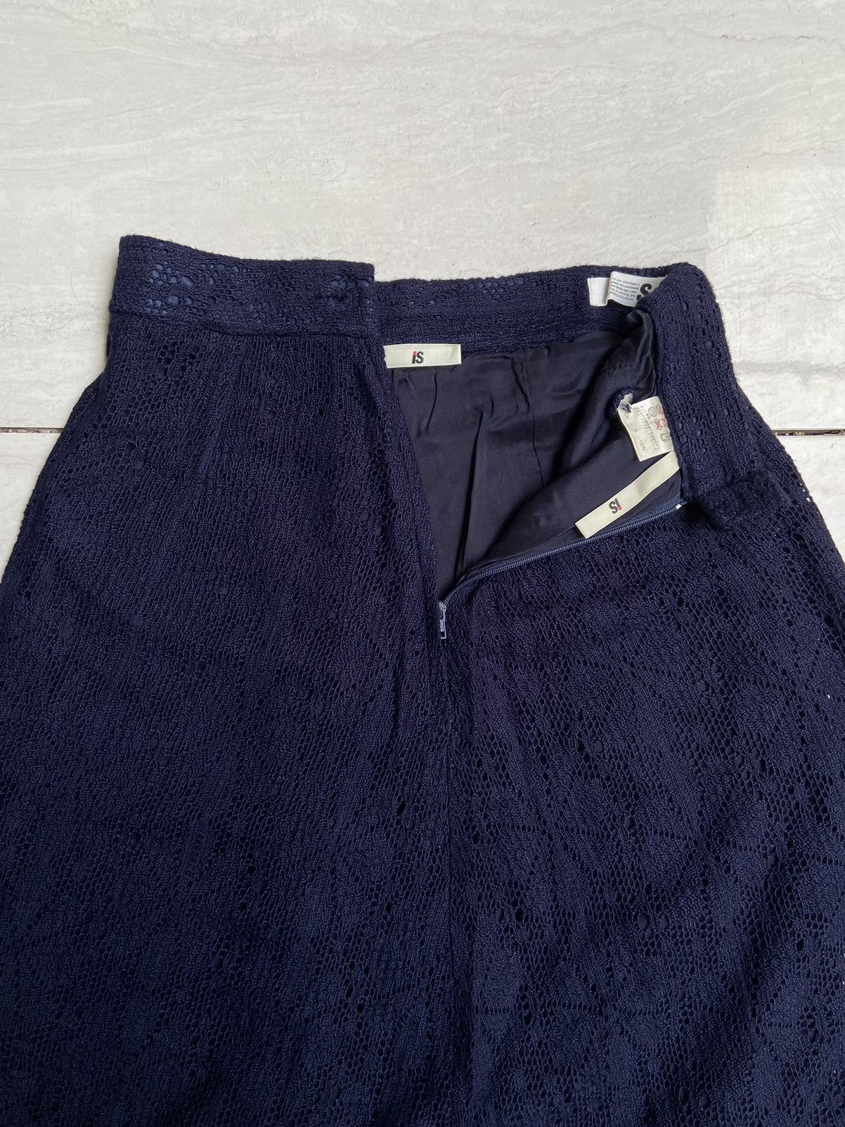Issey Miyake IS Issey Miyake Navy Brokat Skirt Size 22" - 11 Thumbnail