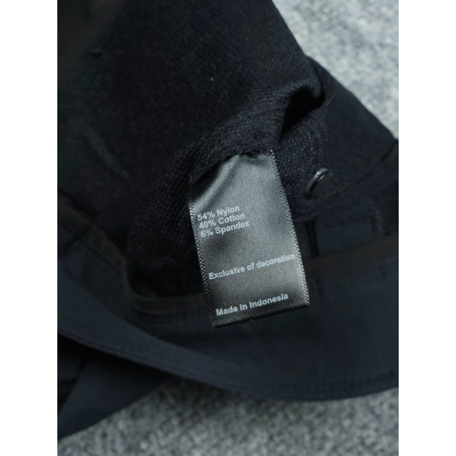 Vintage PROOF Chino Pants Mens 31 x 30 Blue Performance Stretch Travel Tech Slim Straight 30 Inseam Package Pockets Casual Overall Mens Size US 31 - 7 Thumbnail