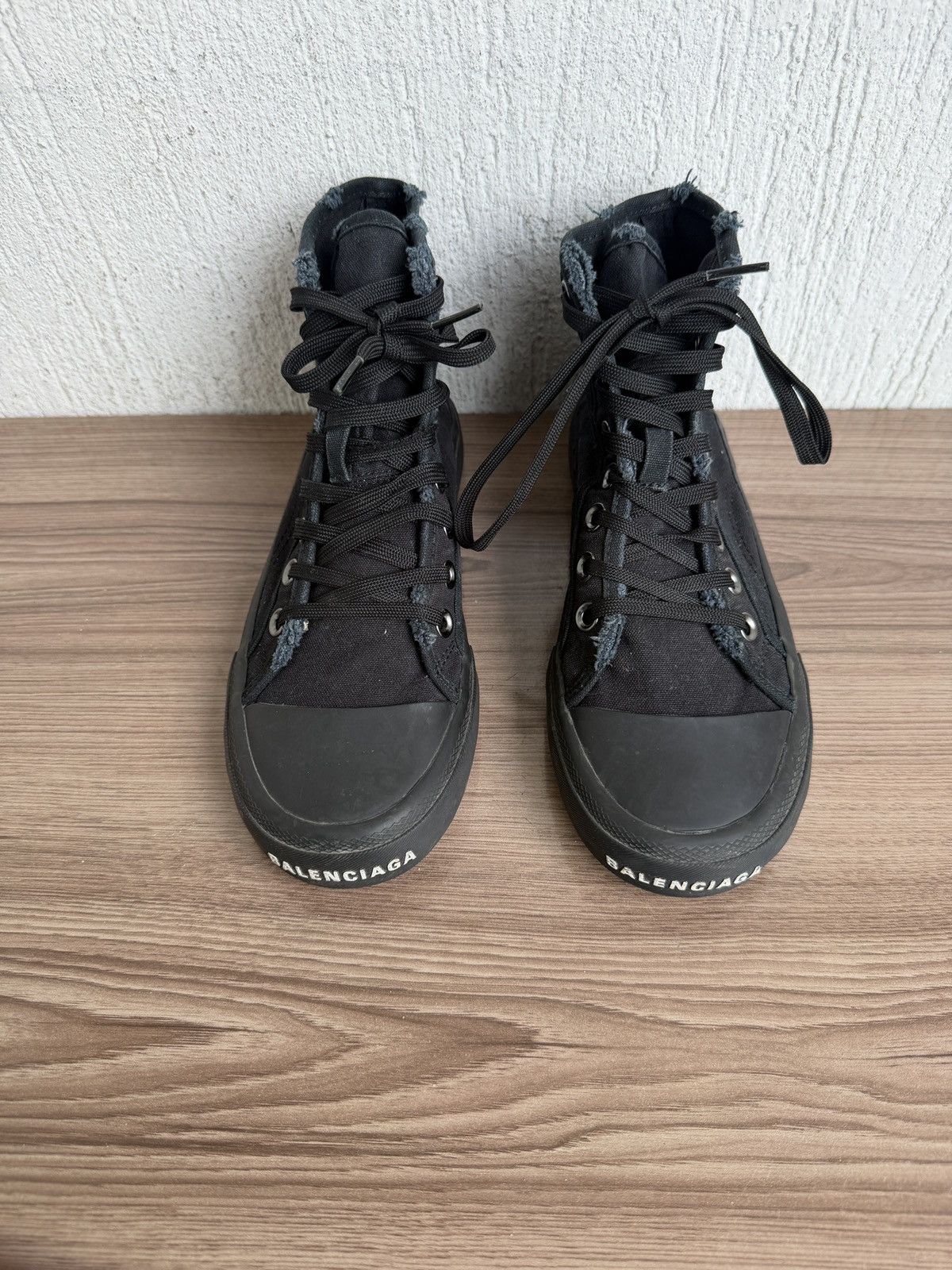 Balenciaga Distress paris sneaker Size US 7 / IT 37 - 5 Thumbnail