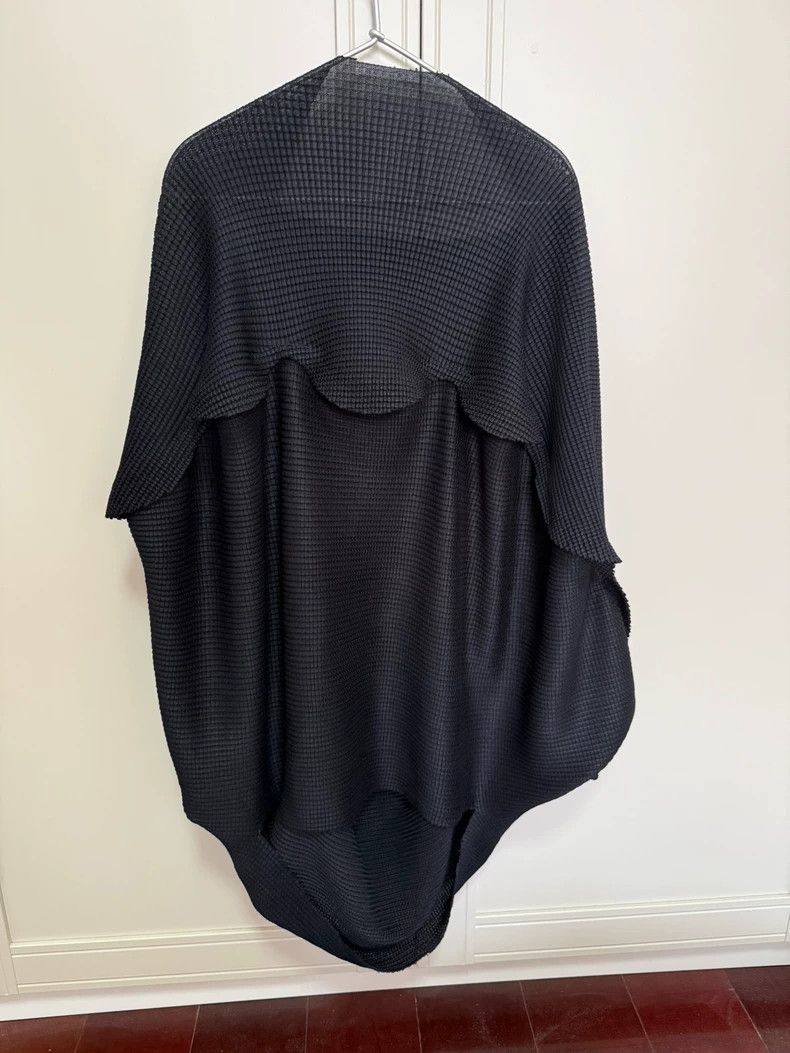 Issey Miyake issey miyake size:one size Pleated mid-sleeved magic suit Size XXS / US 00 / IT 34 - 1 Thumbnail